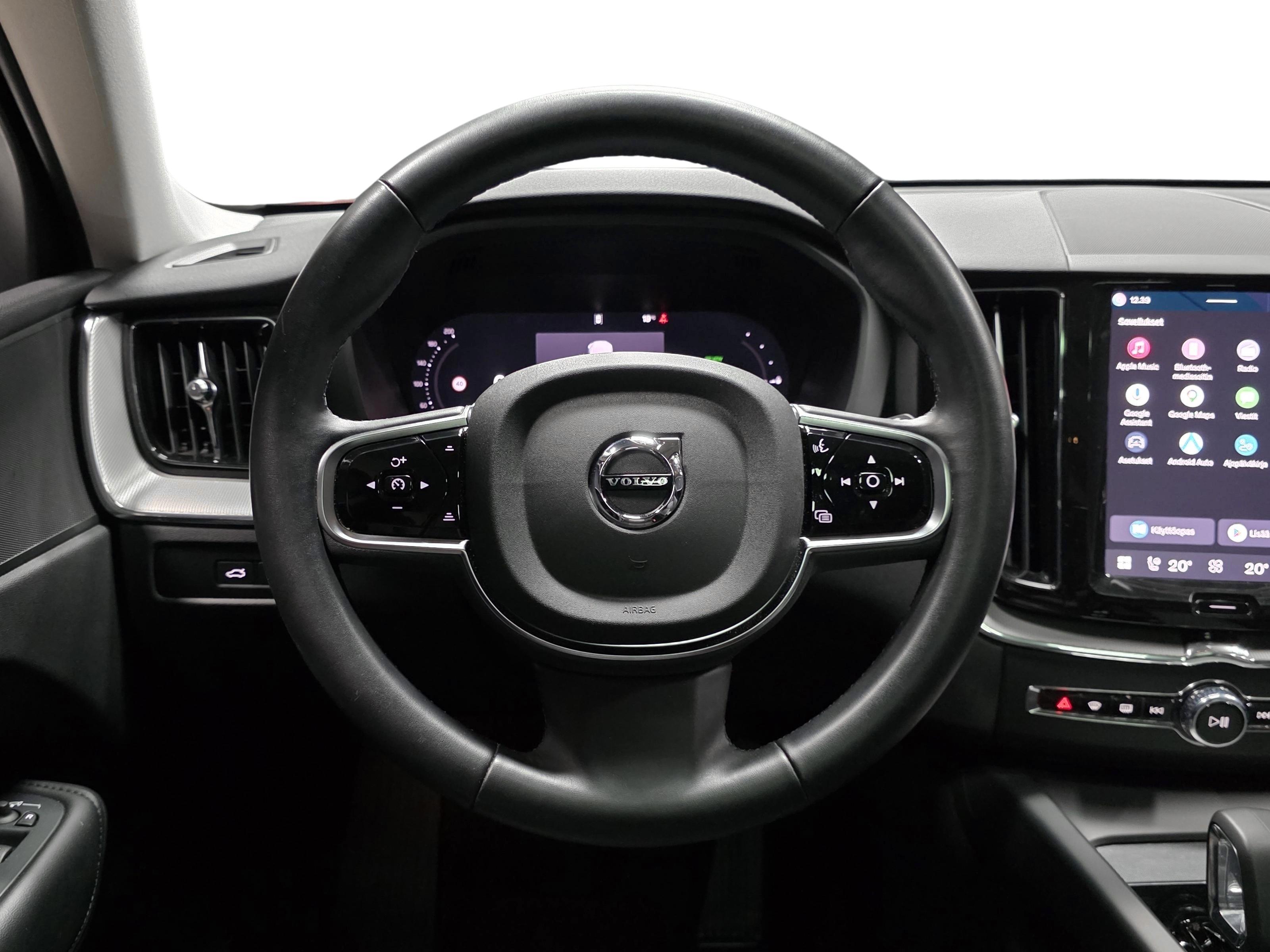 Volvo XC60 10