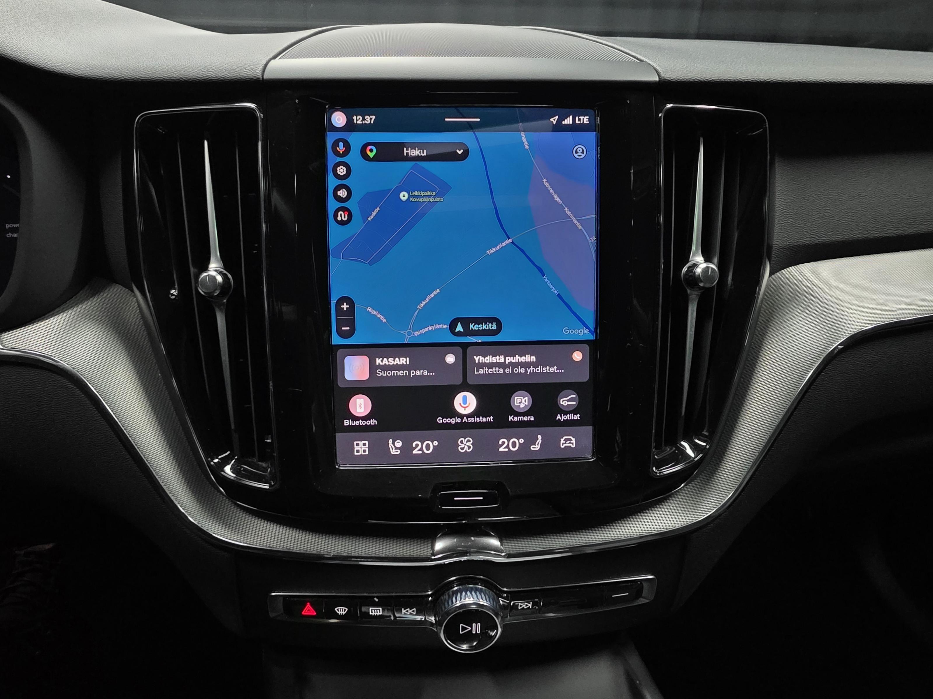 Volvo XC60 13