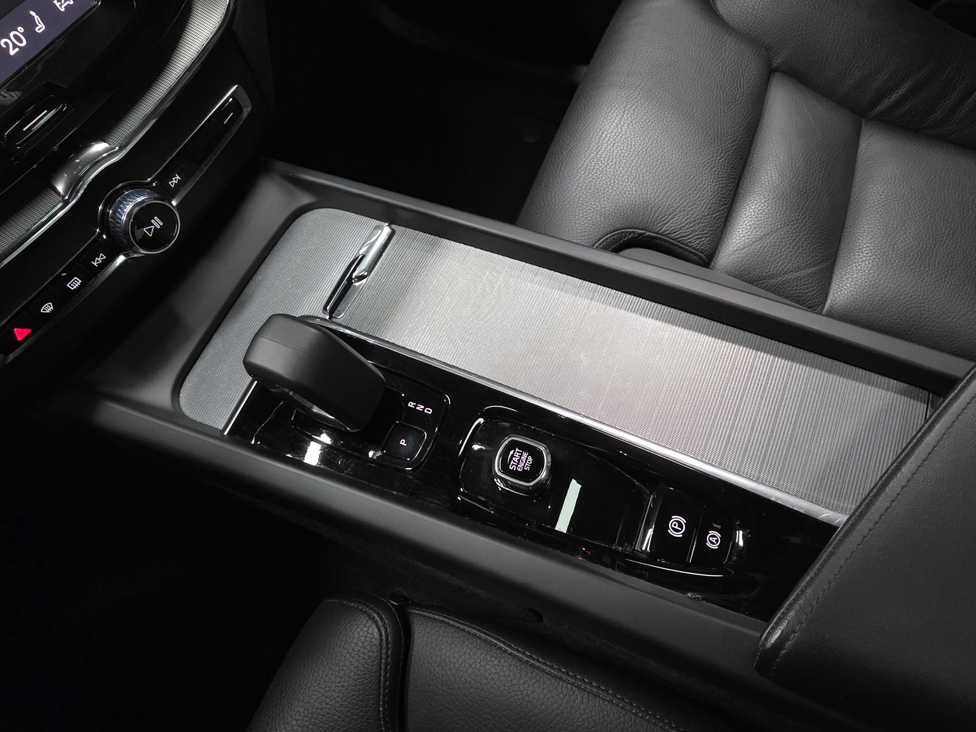 Volvo XC60 15