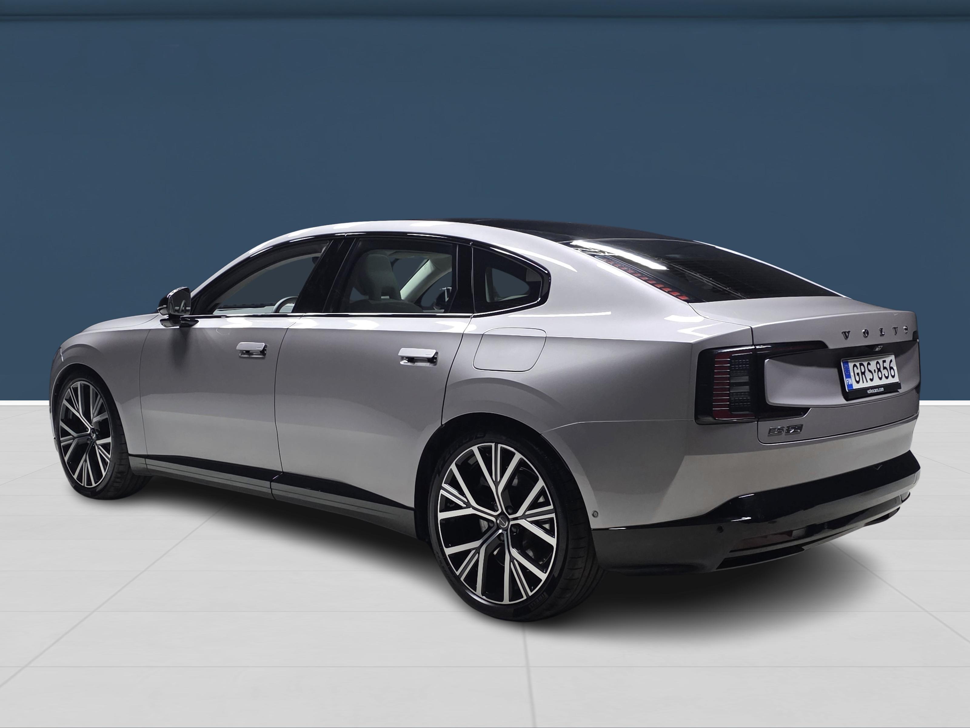 Volvo ES90 6