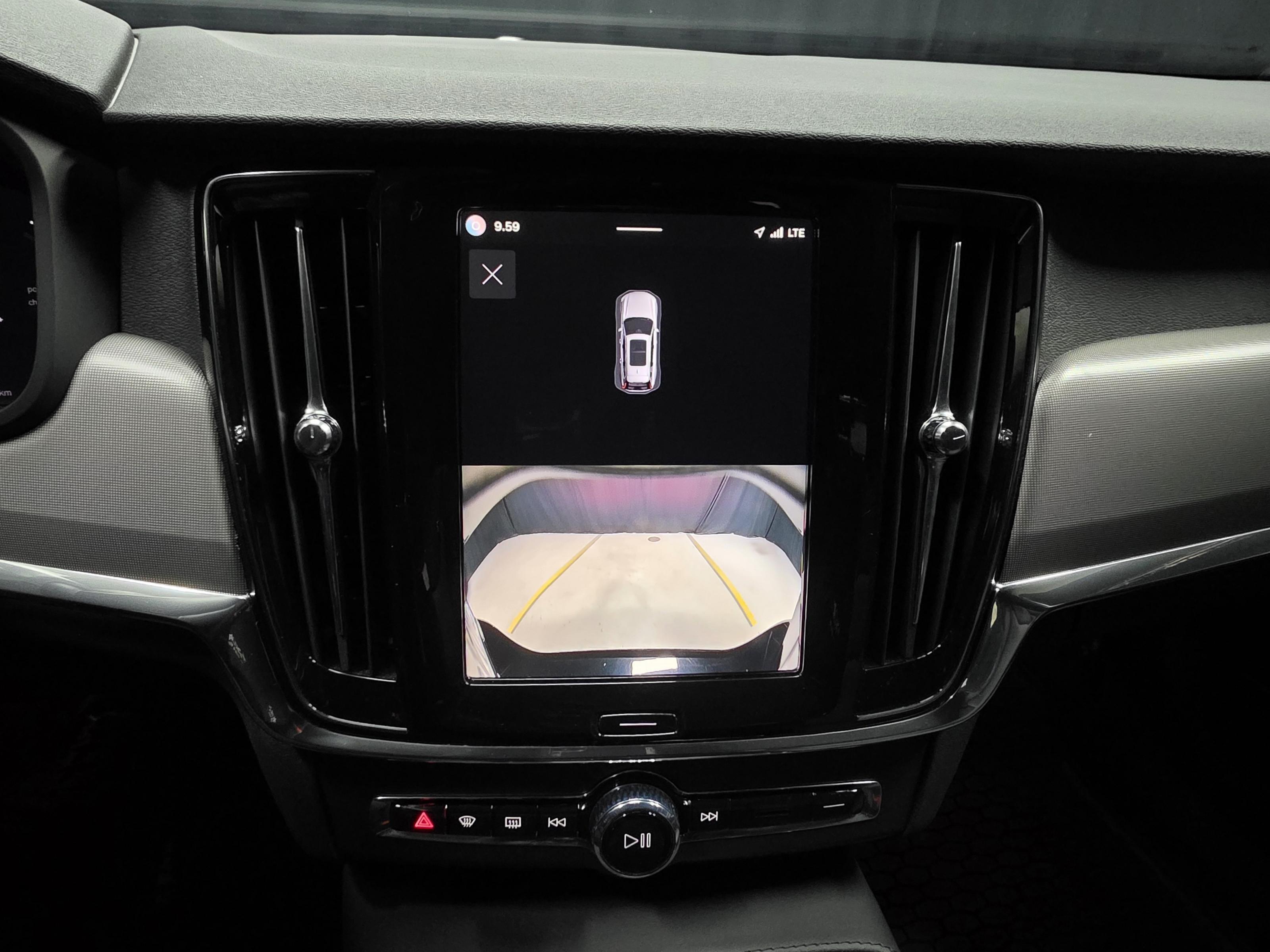 Volvo V90 13