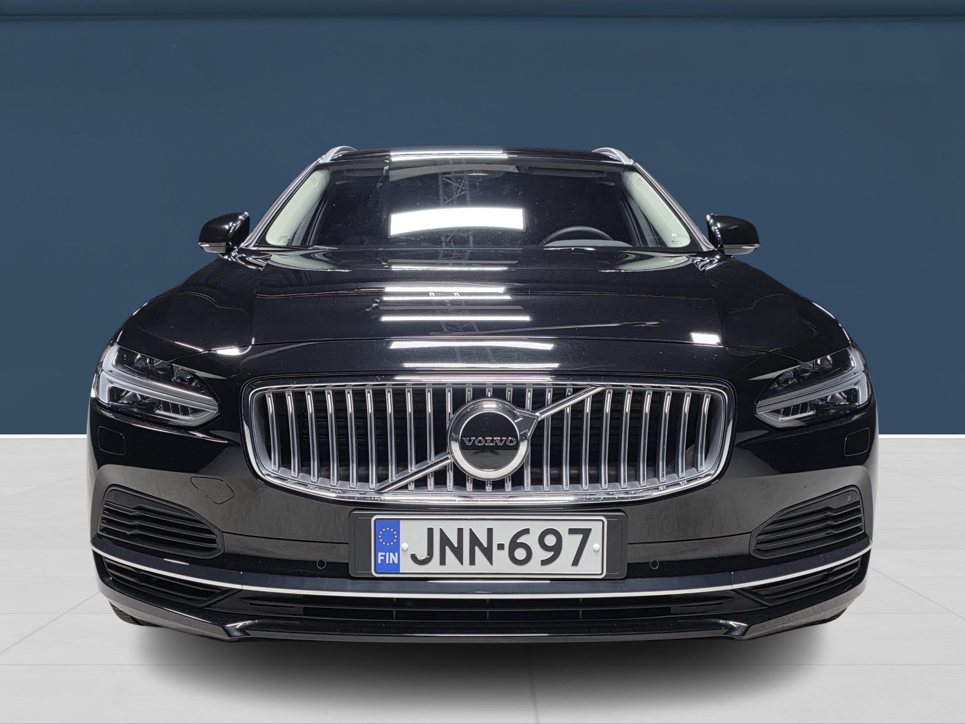 Volvo V90 2