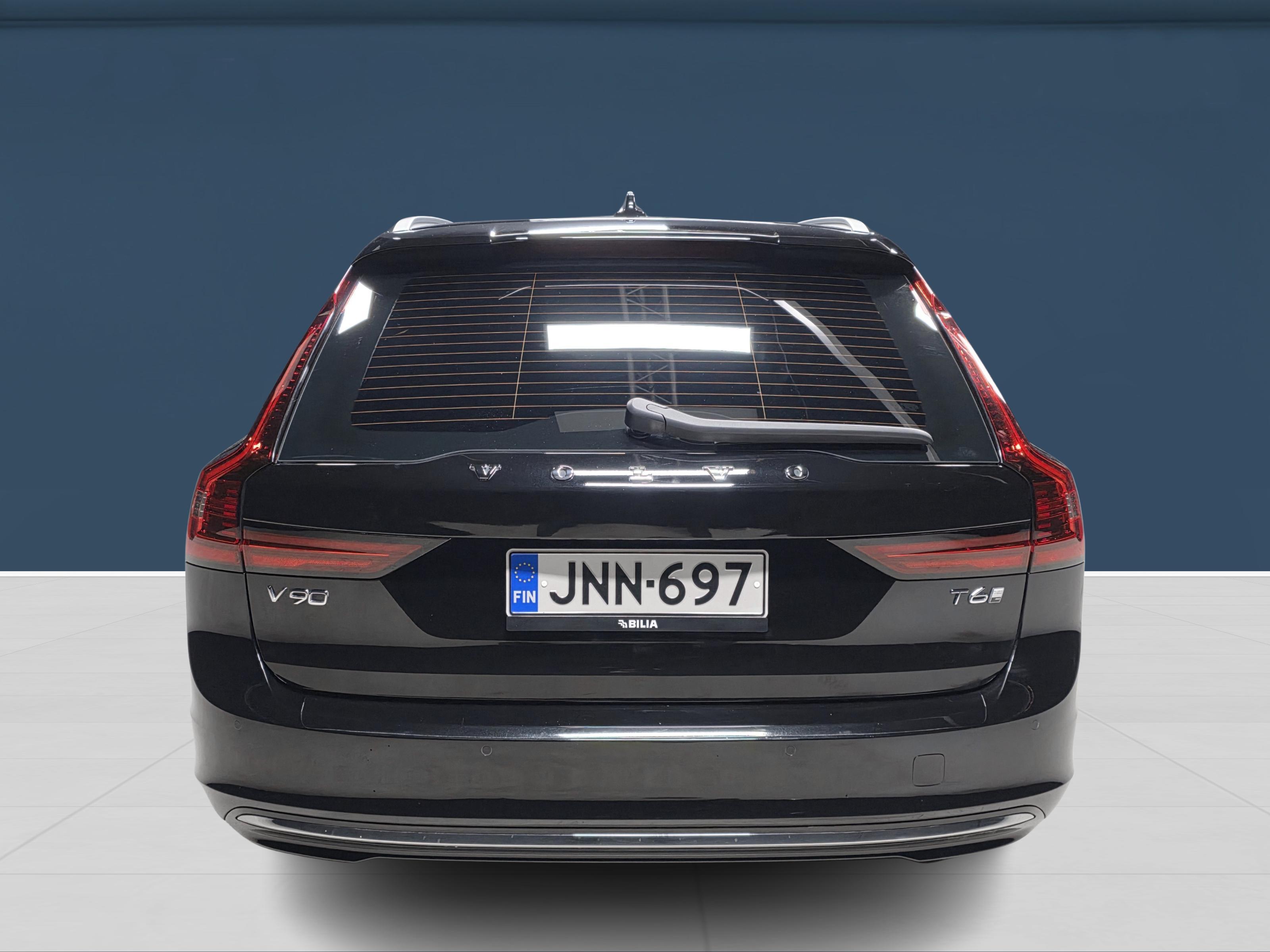 Volvo V90 5