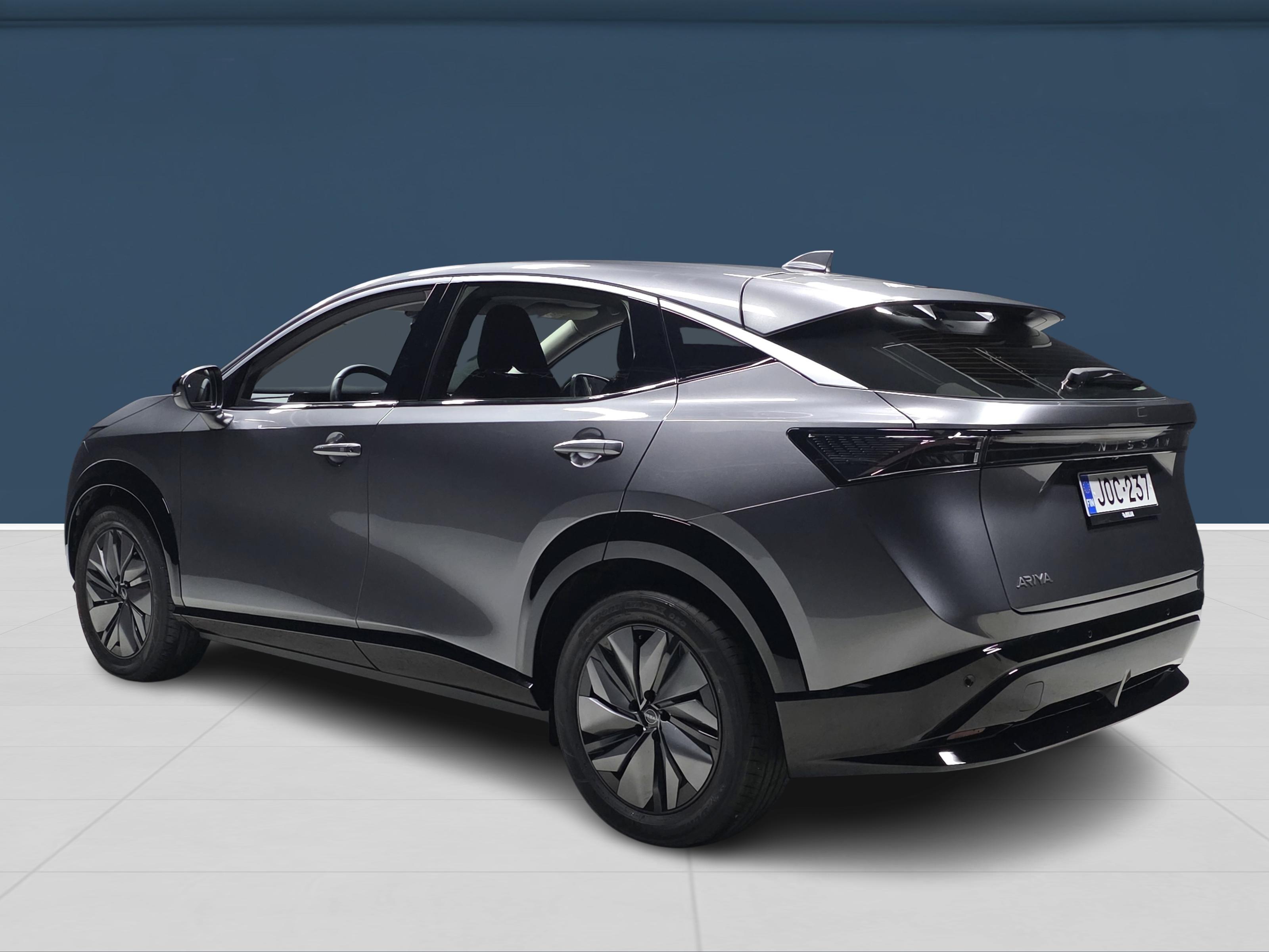 Nissan Ariya 6