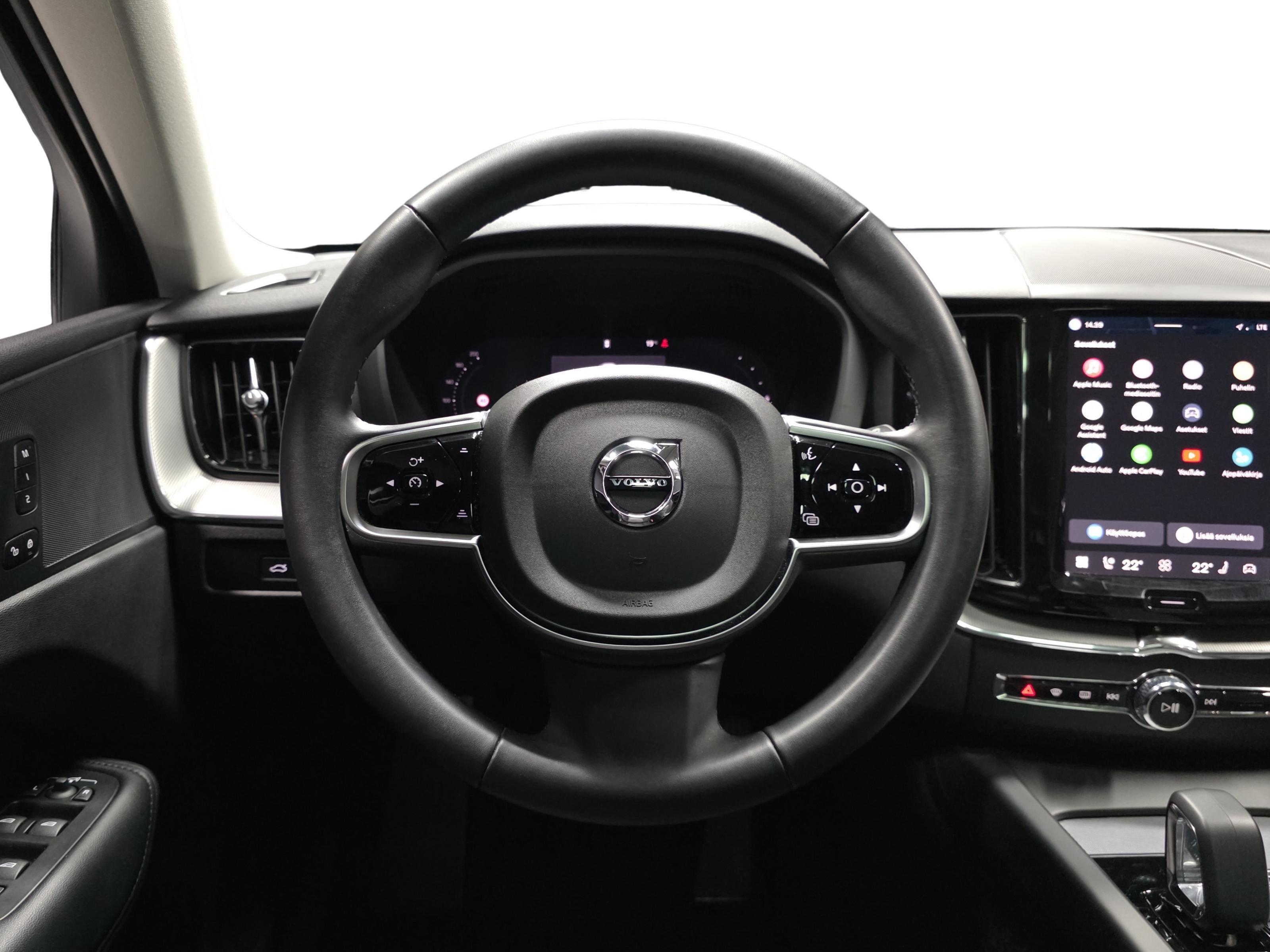 Volvo XC60 10