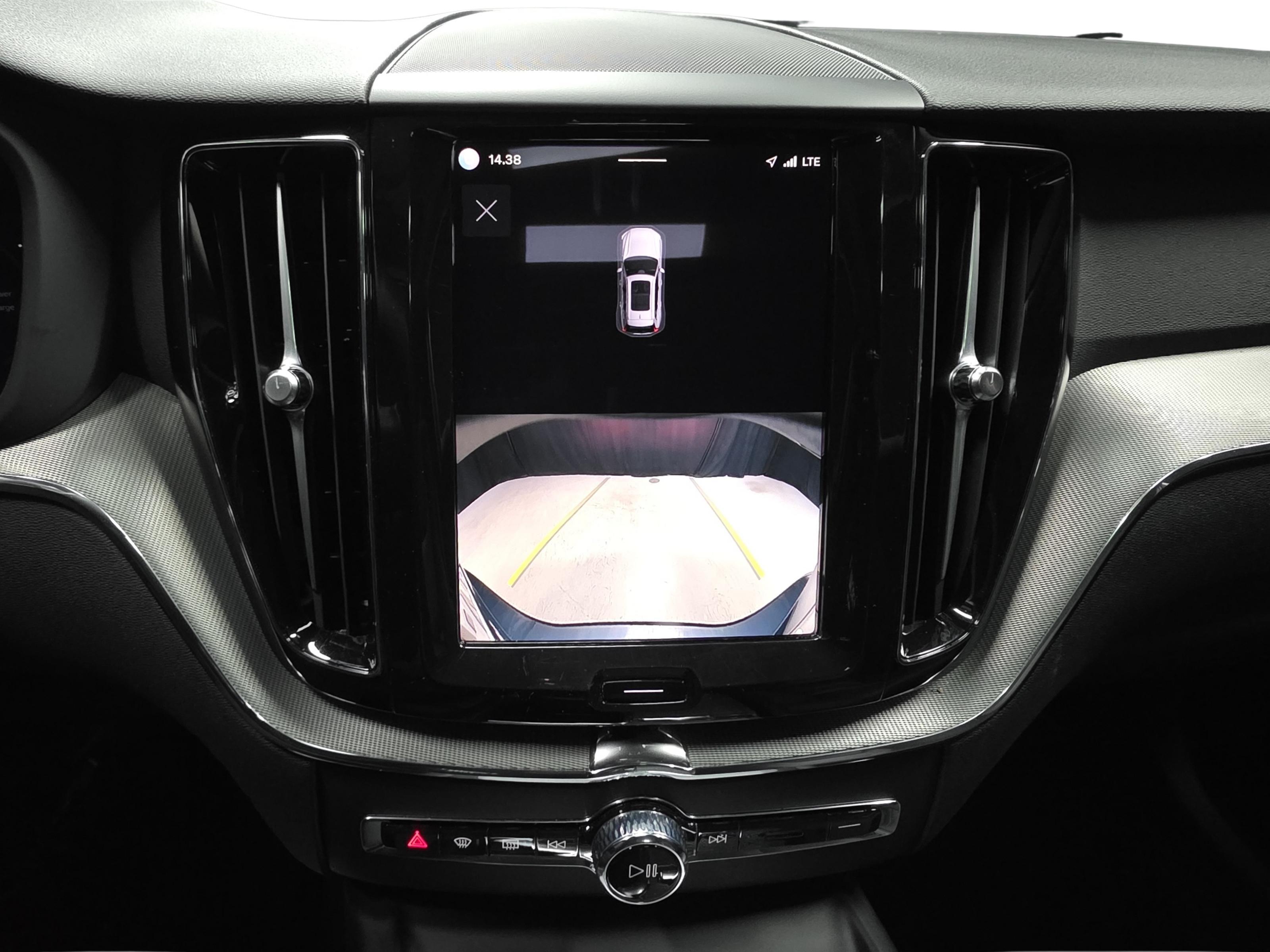 Volvo XC60 13