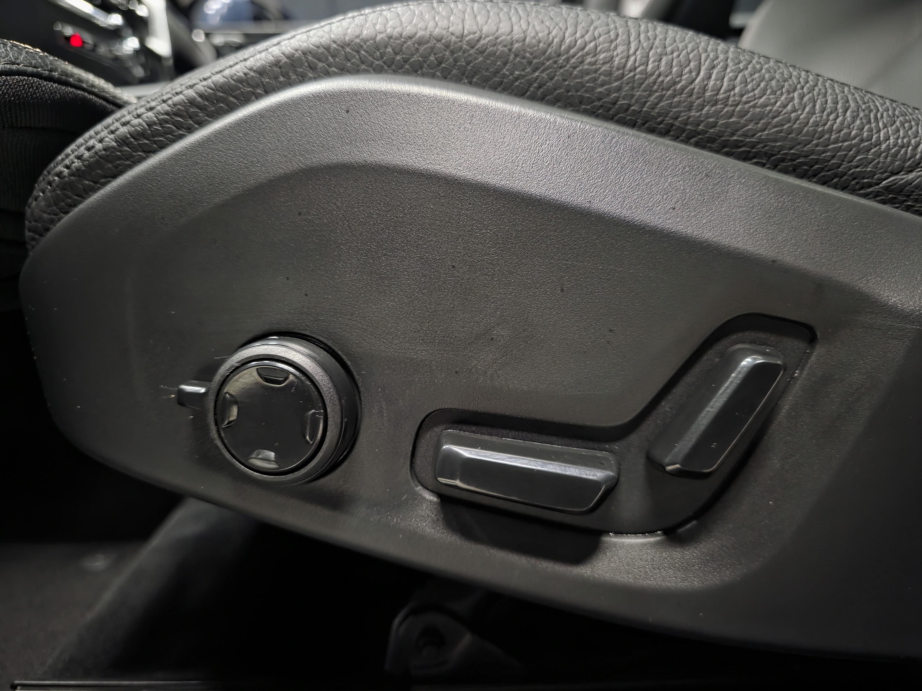 Volvo XC60 15