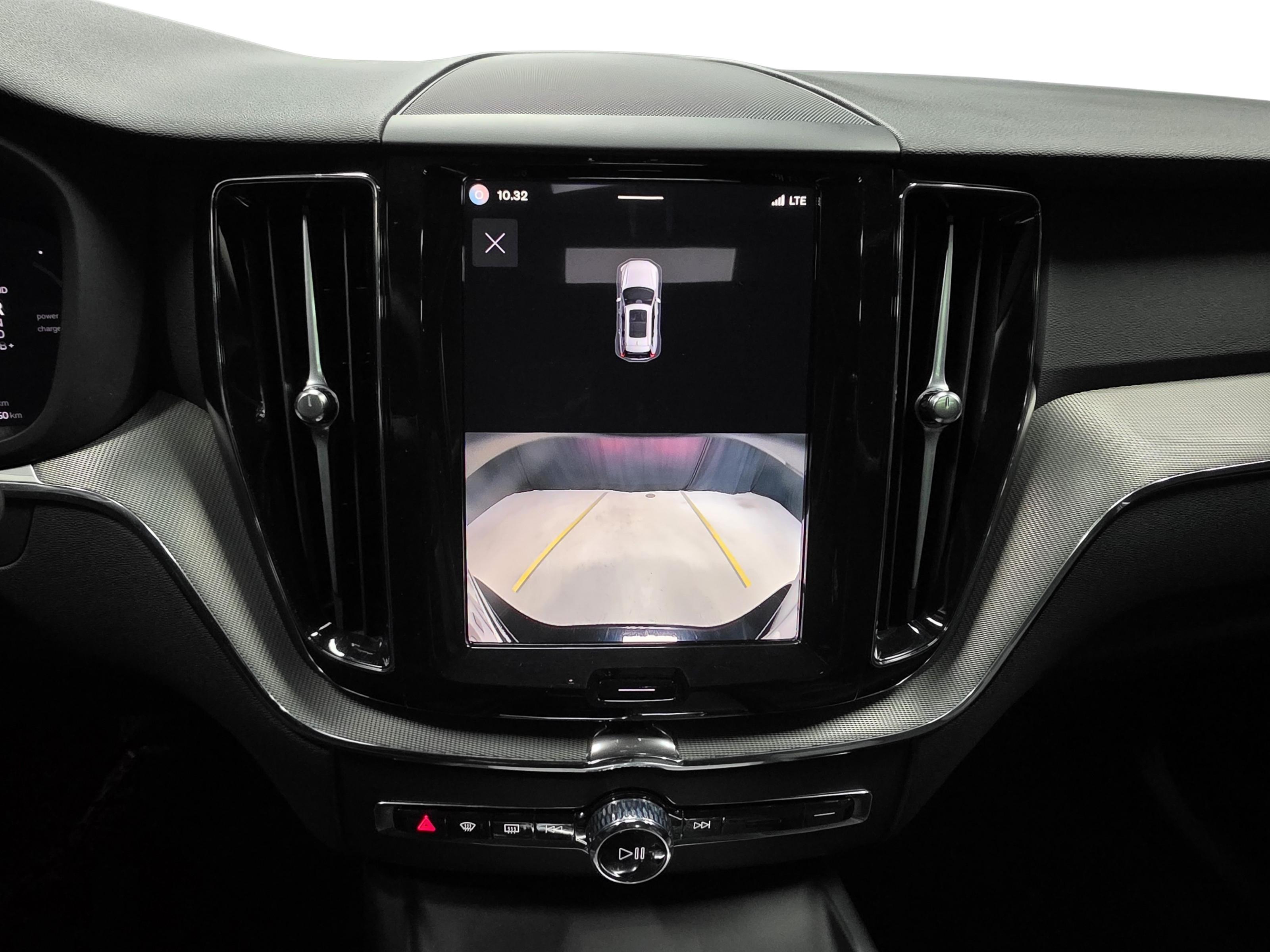 Volvo XC60 14