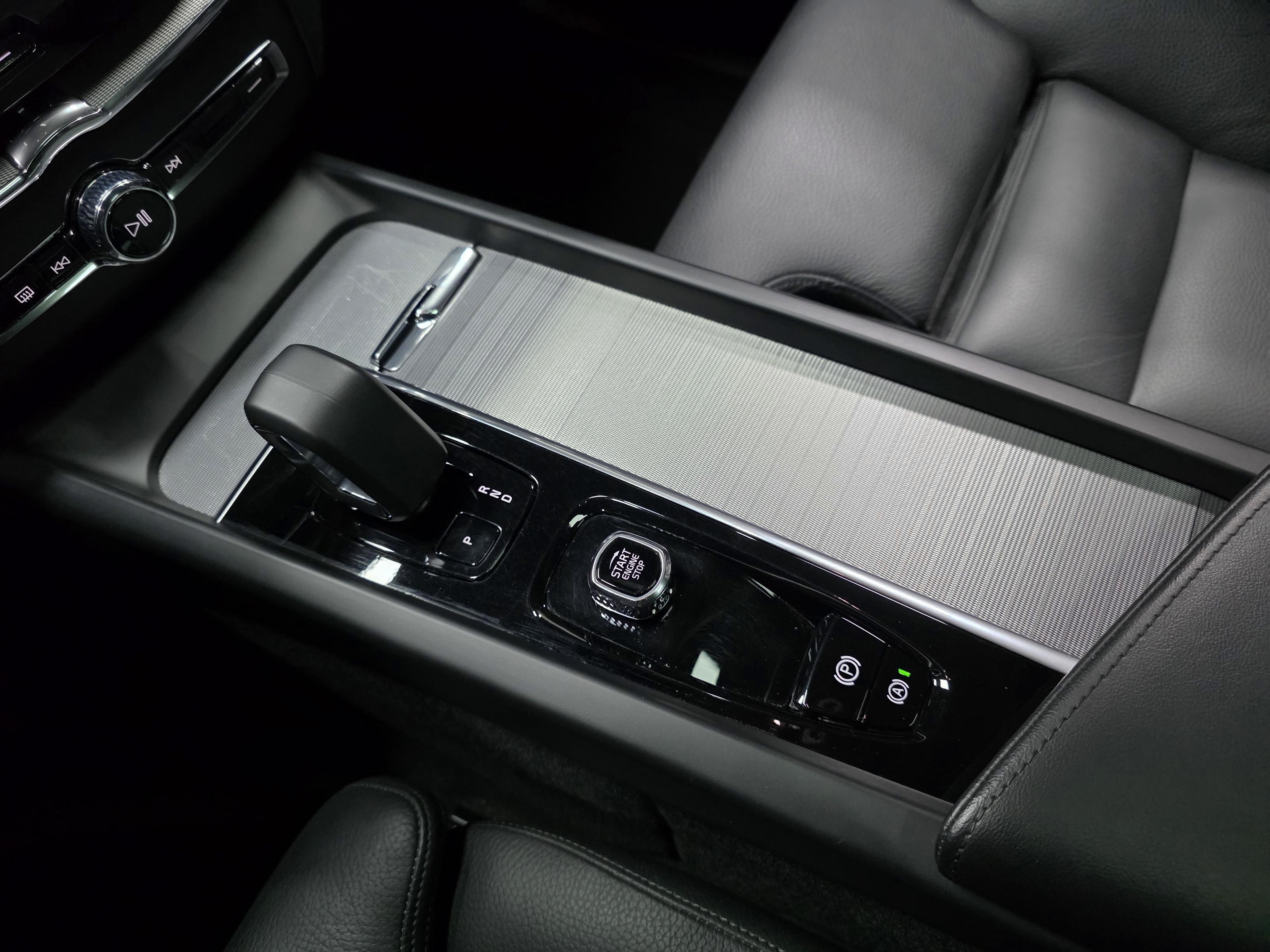 Volvo XC60 15