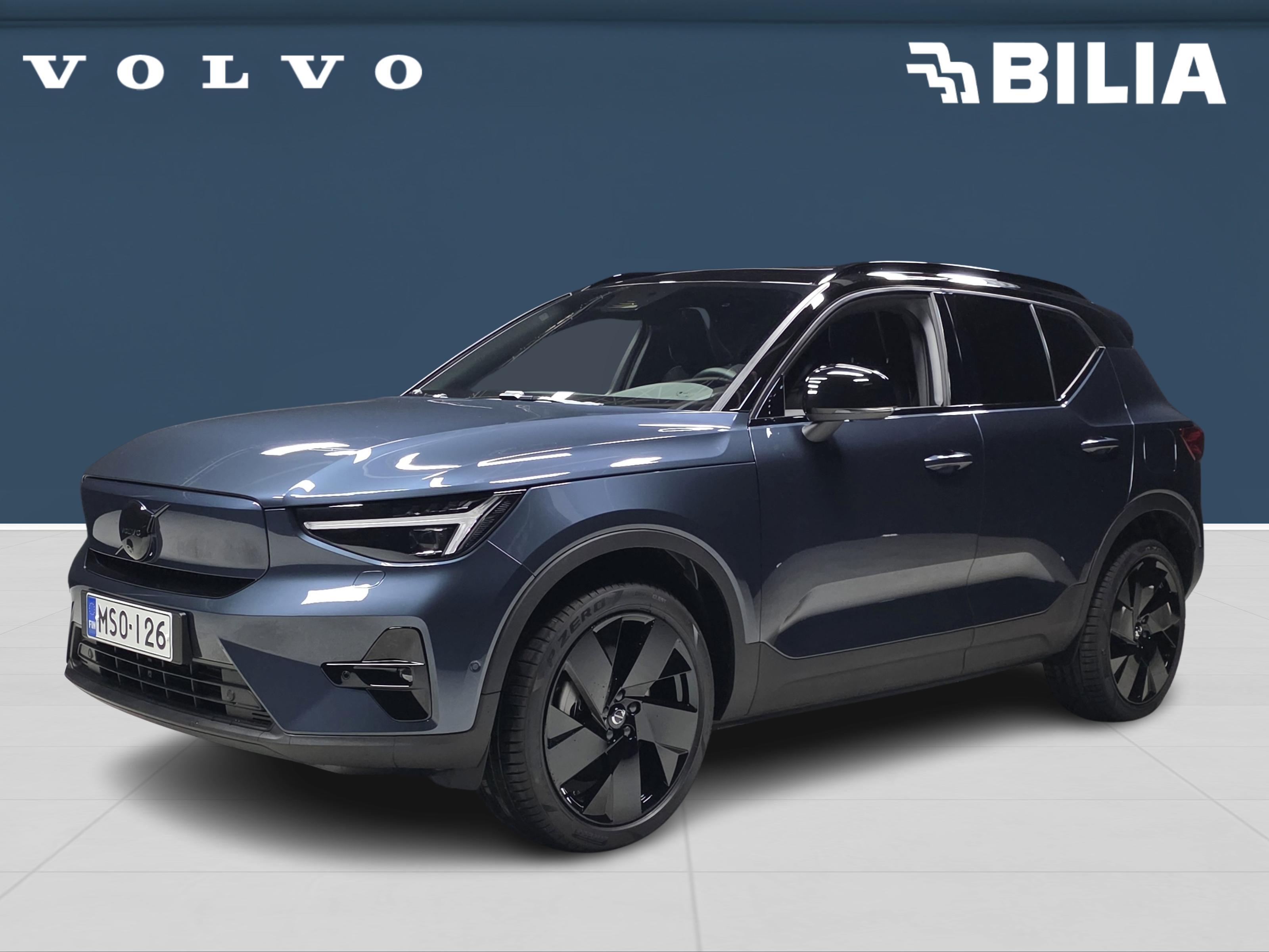 Volvo EX40 1