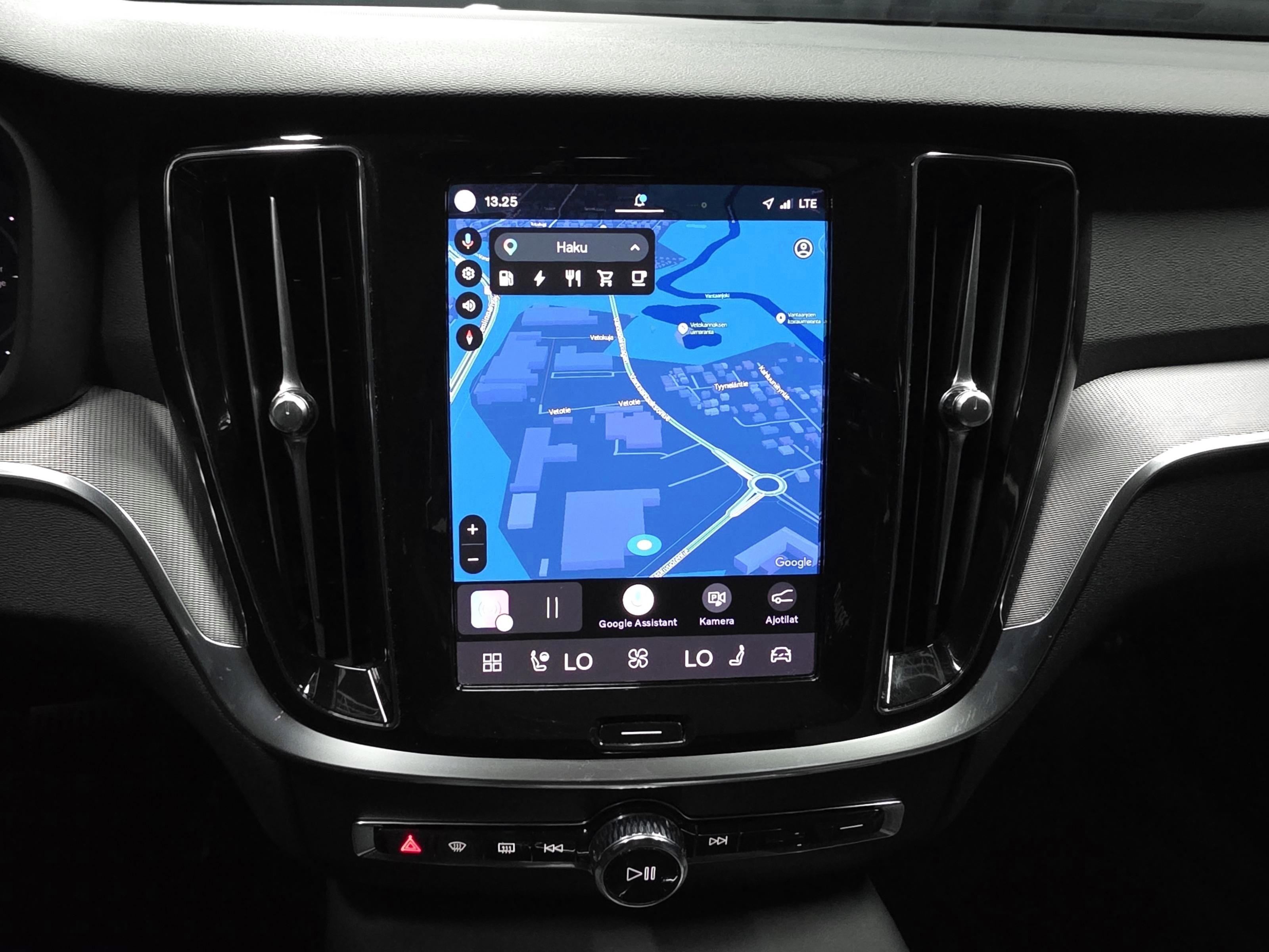 Volvo V60 13