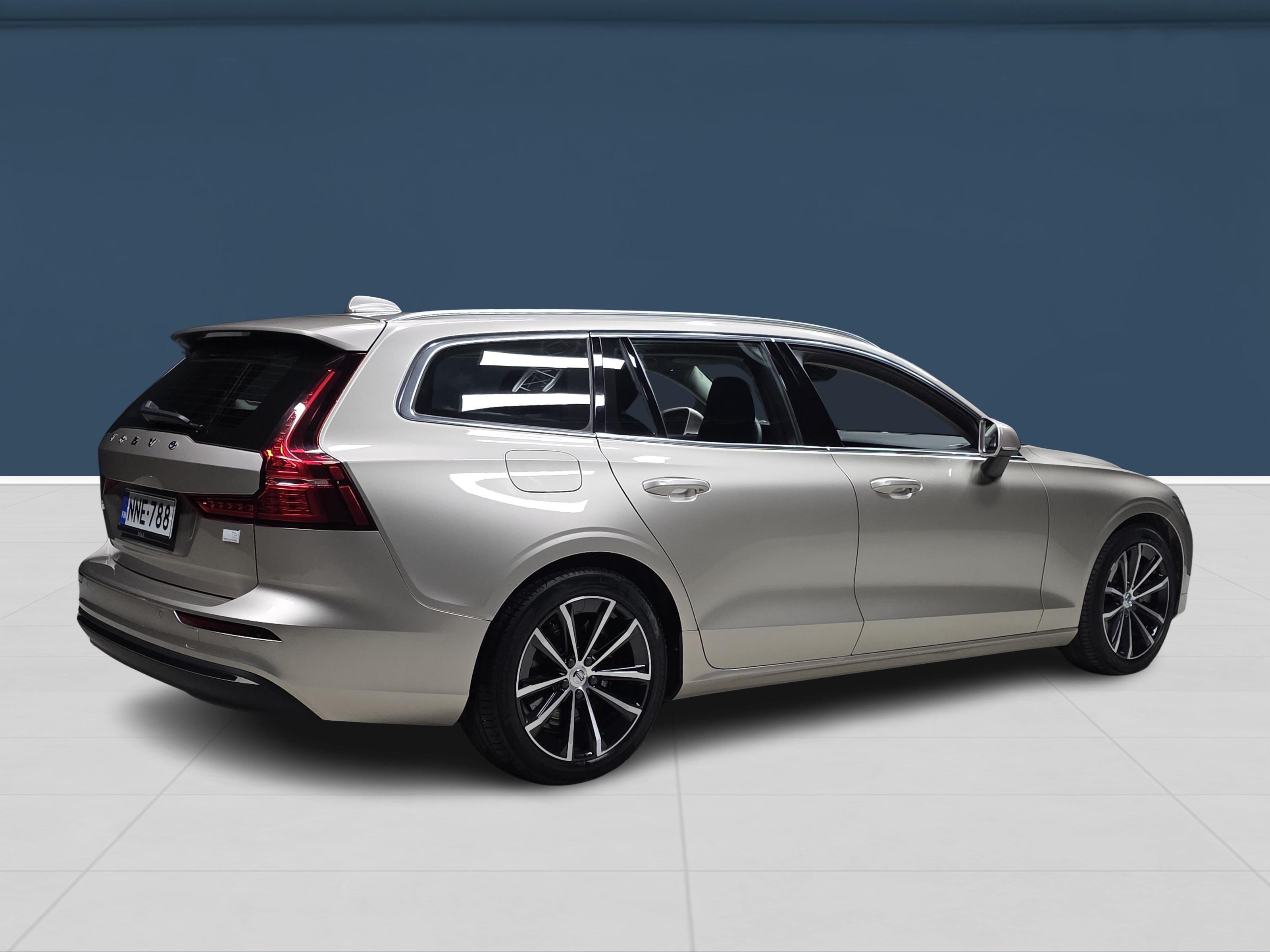 Volvo V60 4