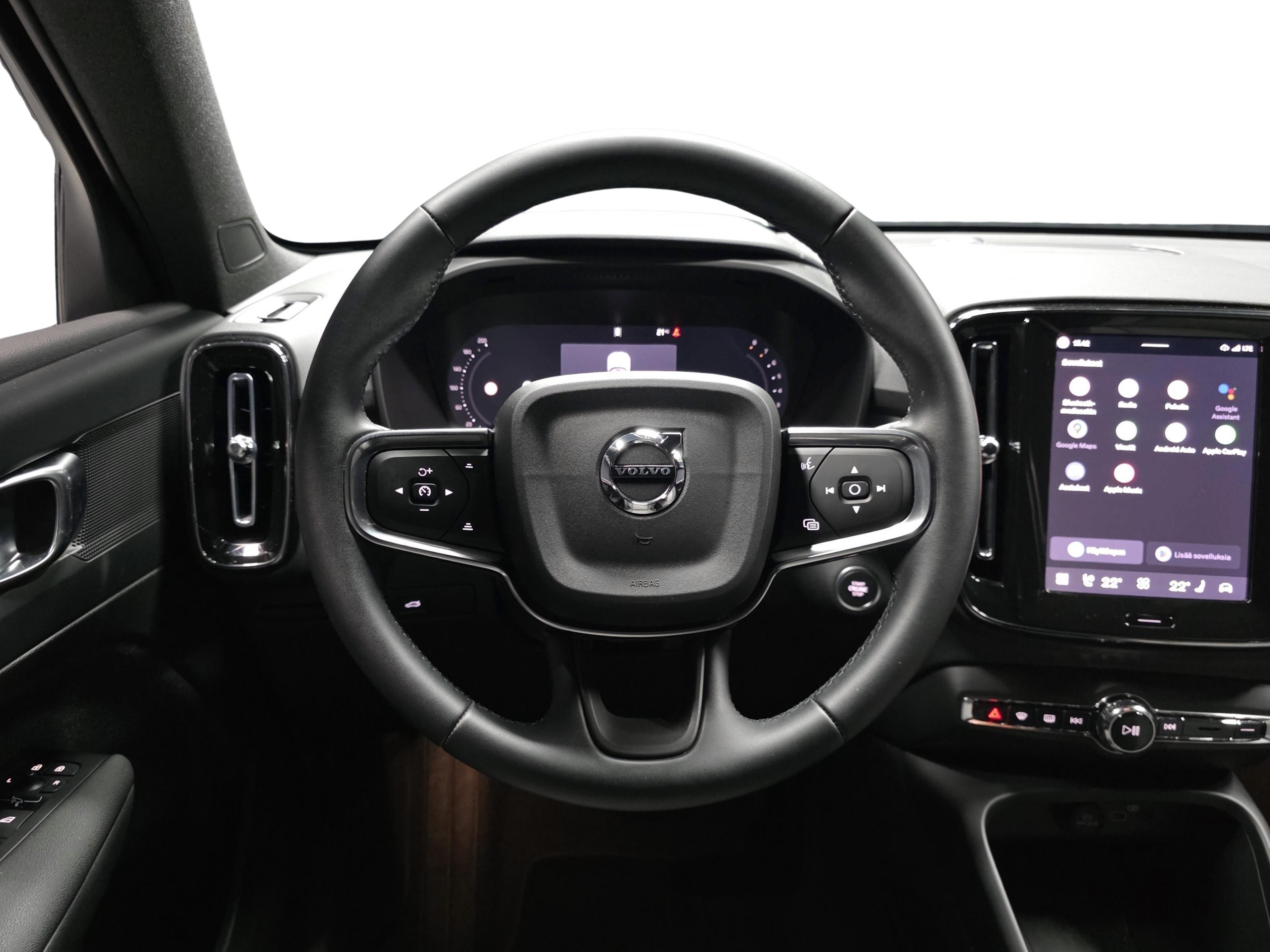 Volvo XC40 10
