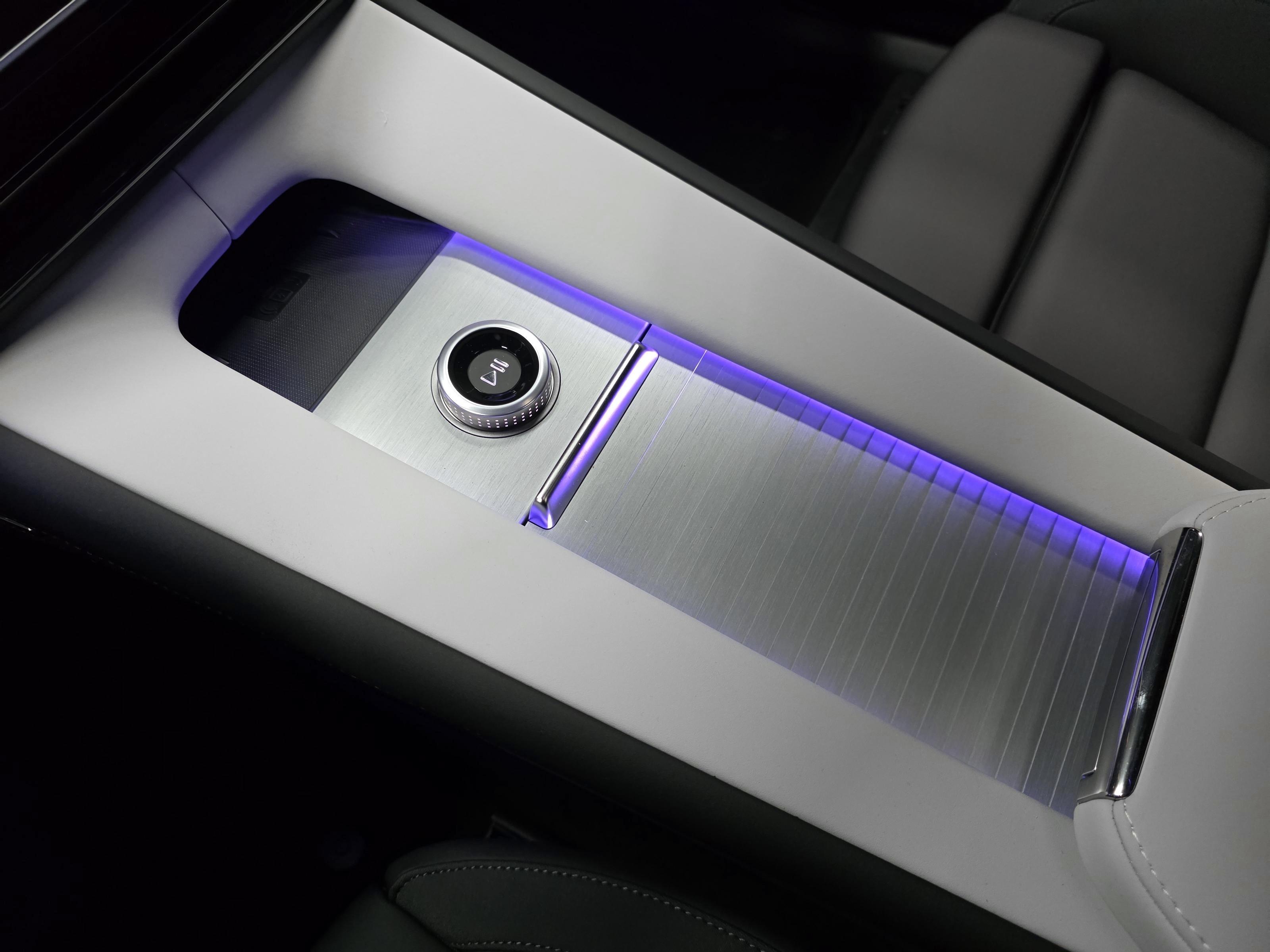 Polestar 4 14