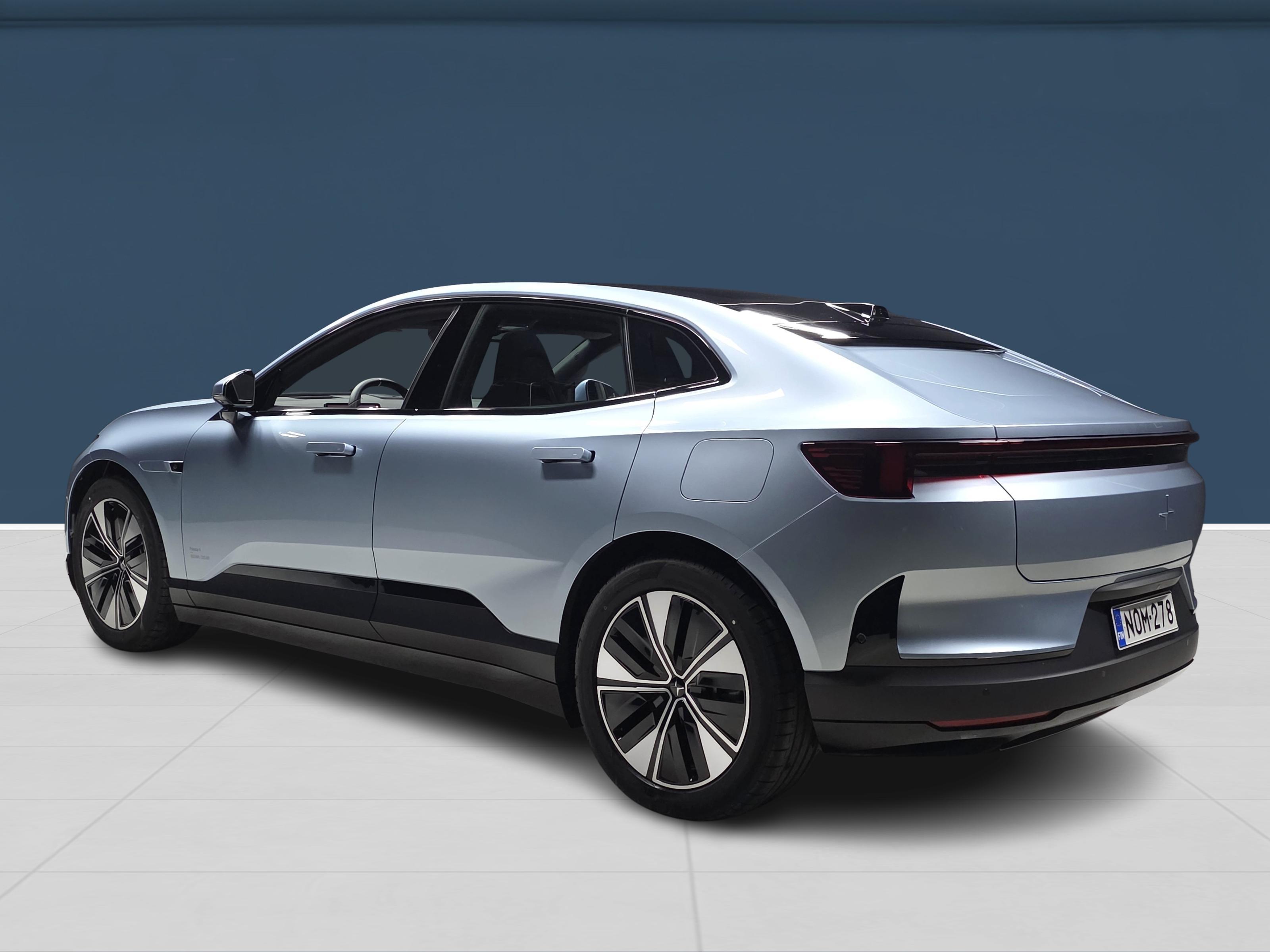 Polestar 4 6