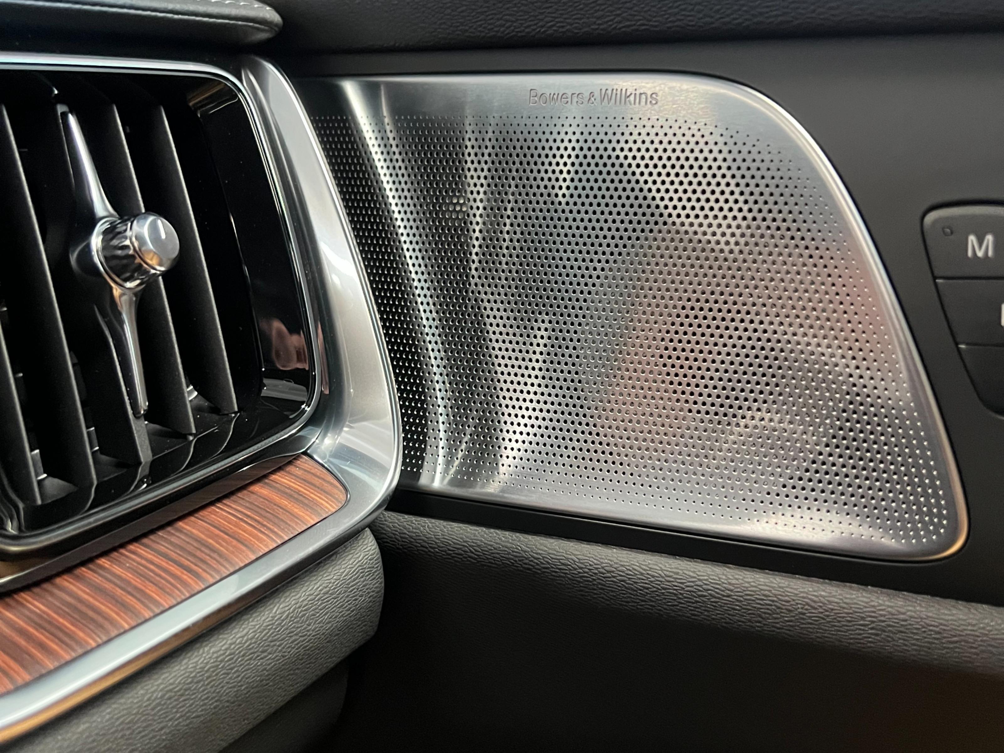 Volvo V60 12