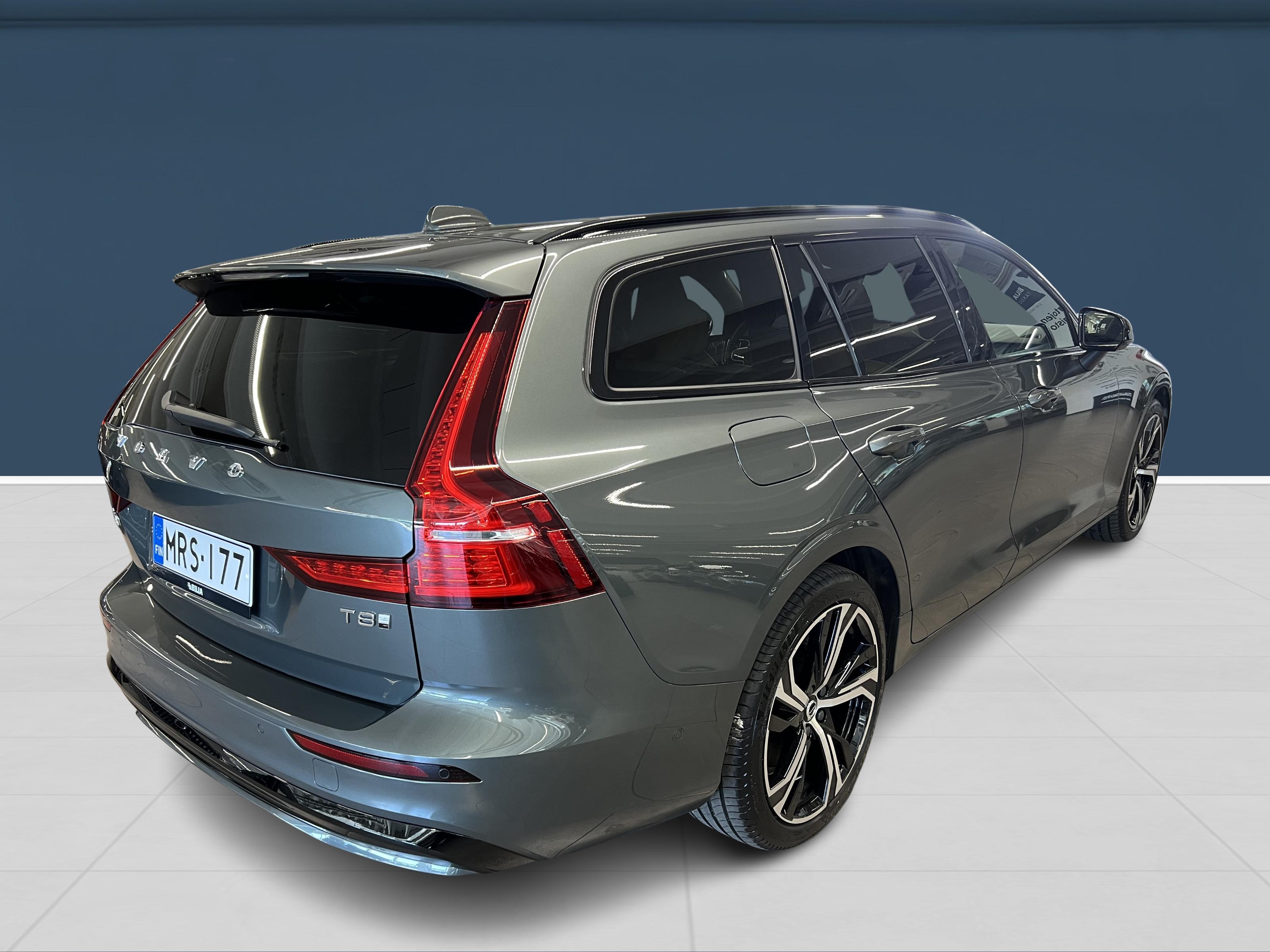 Volvo V60 4