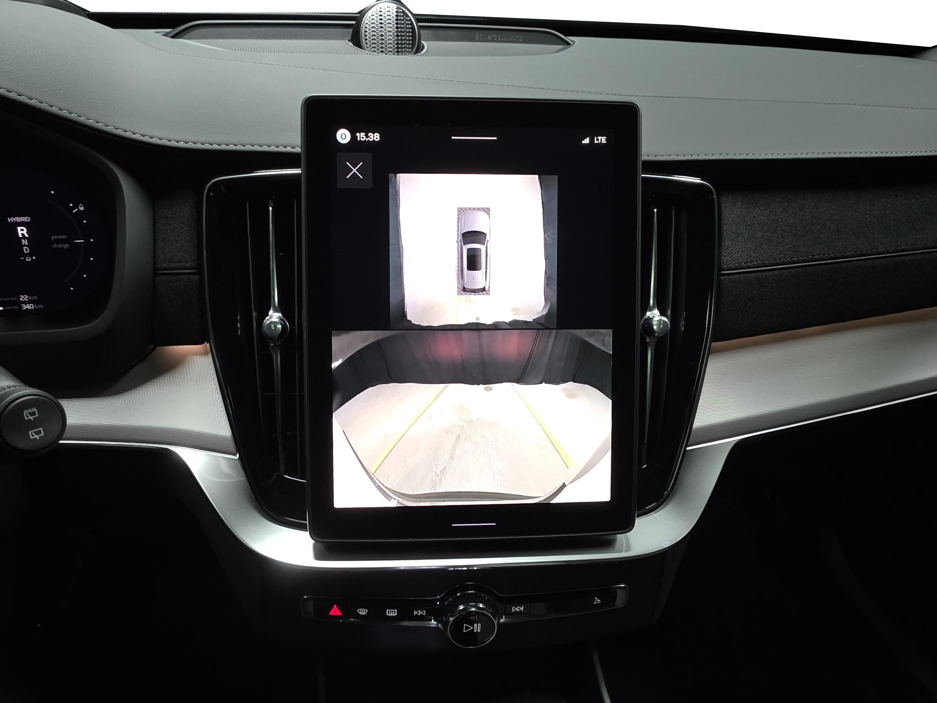 Volvo XC90 12