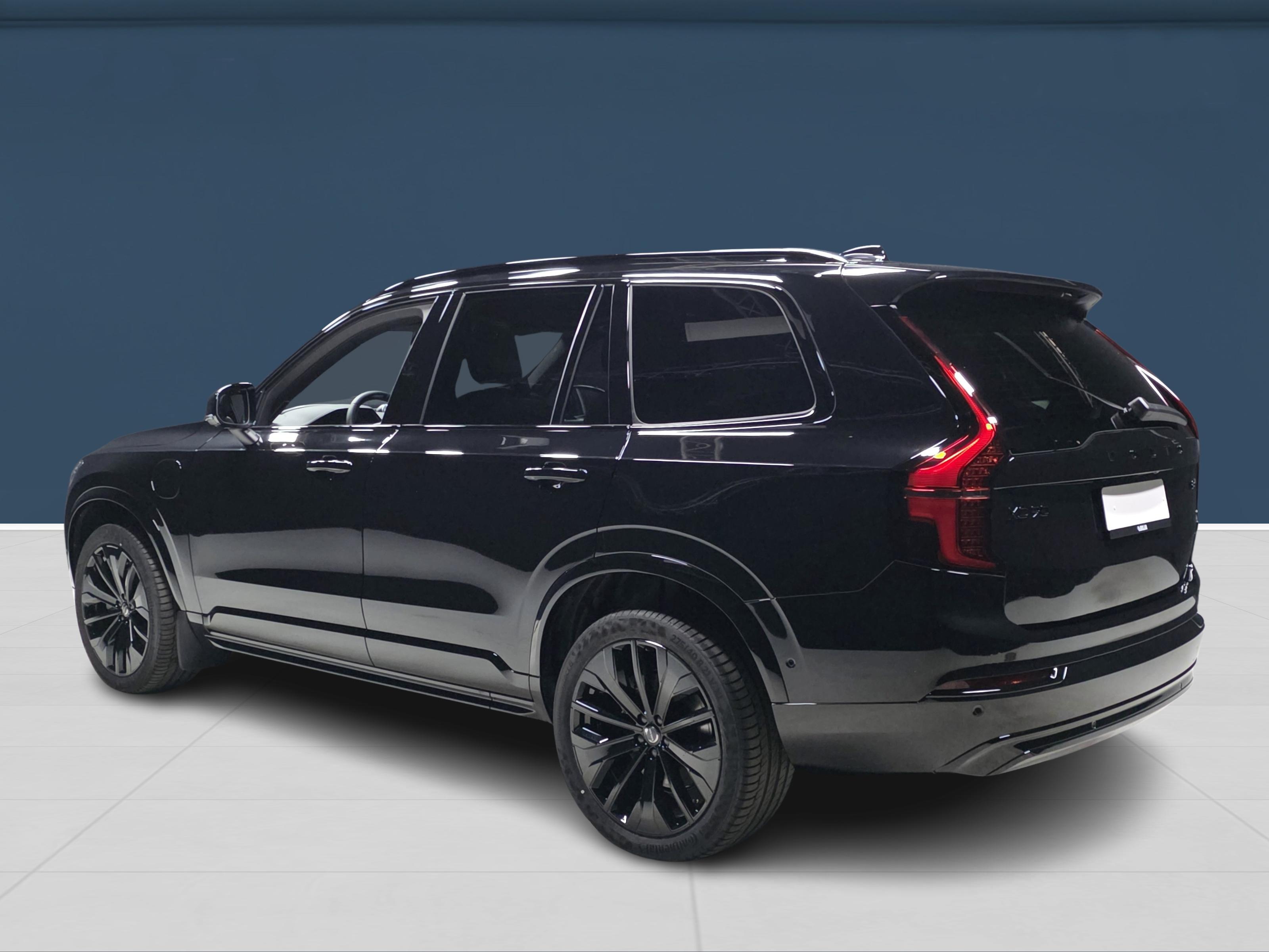 Volvo XC90 6
