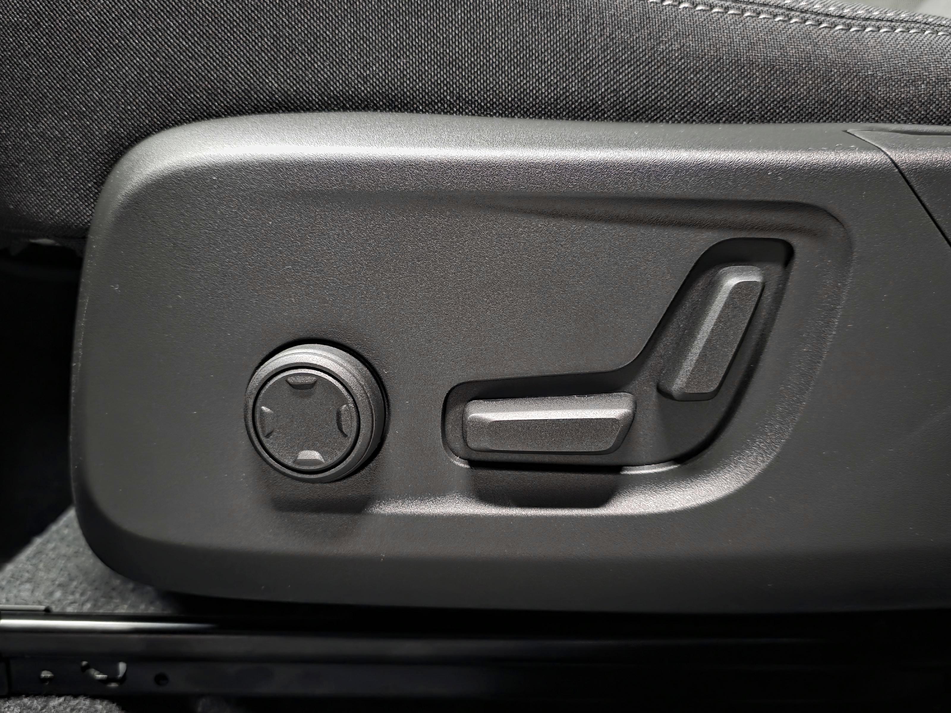 Volvo XC40 14