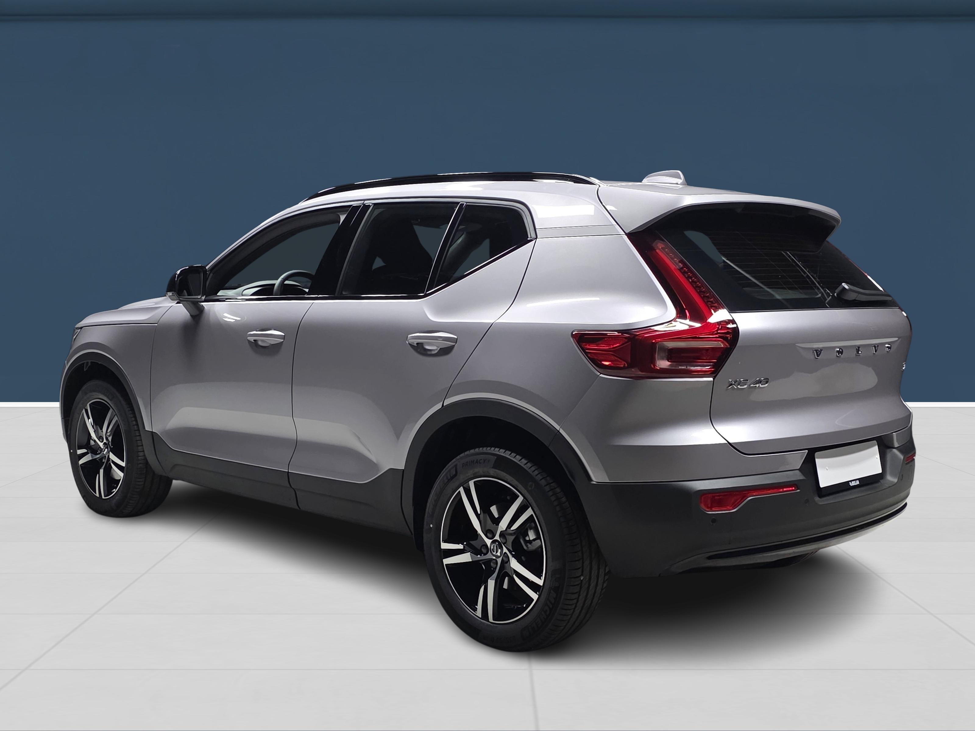 Volvo XC40 6