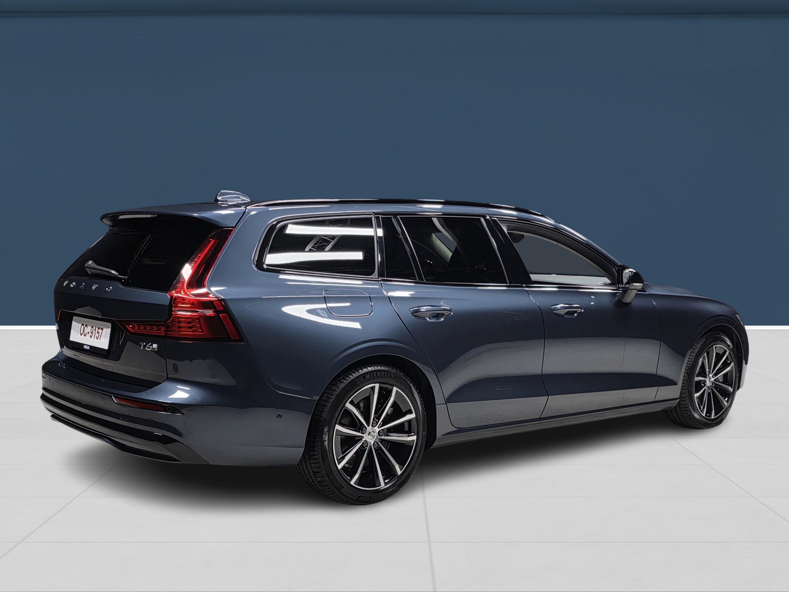 Volvo V60 4