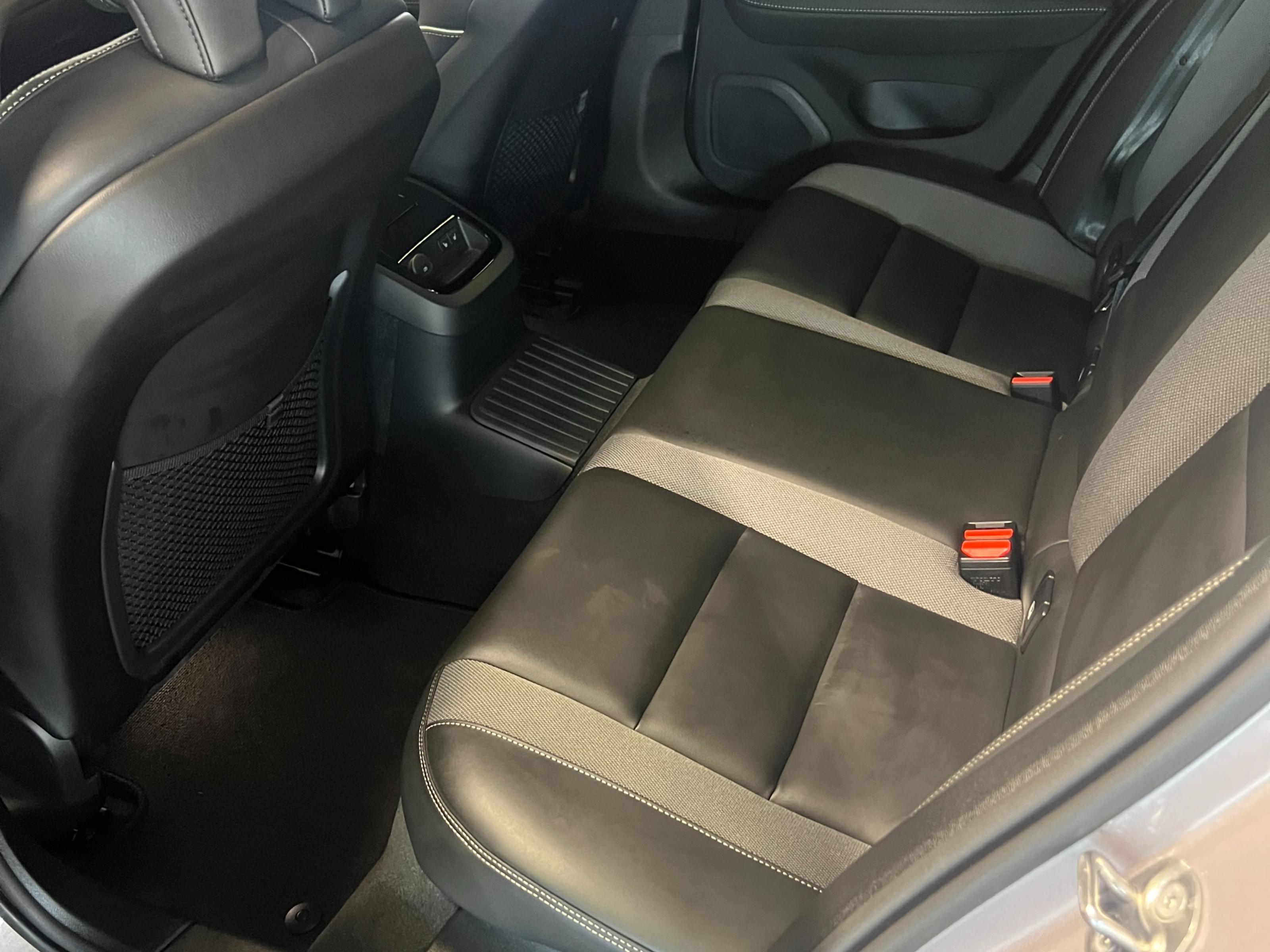 Volvo V60 9