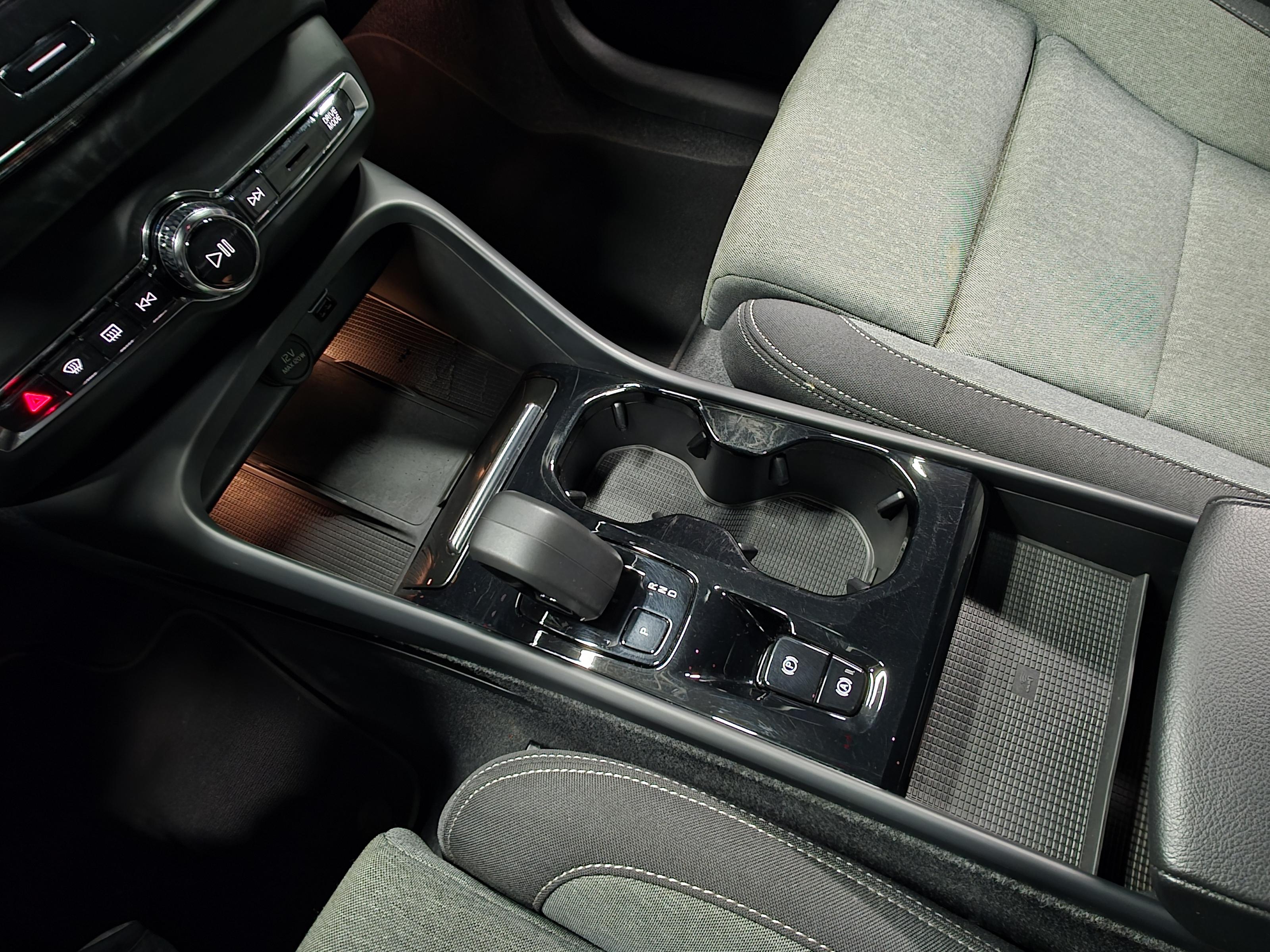 Volvo XC40 15