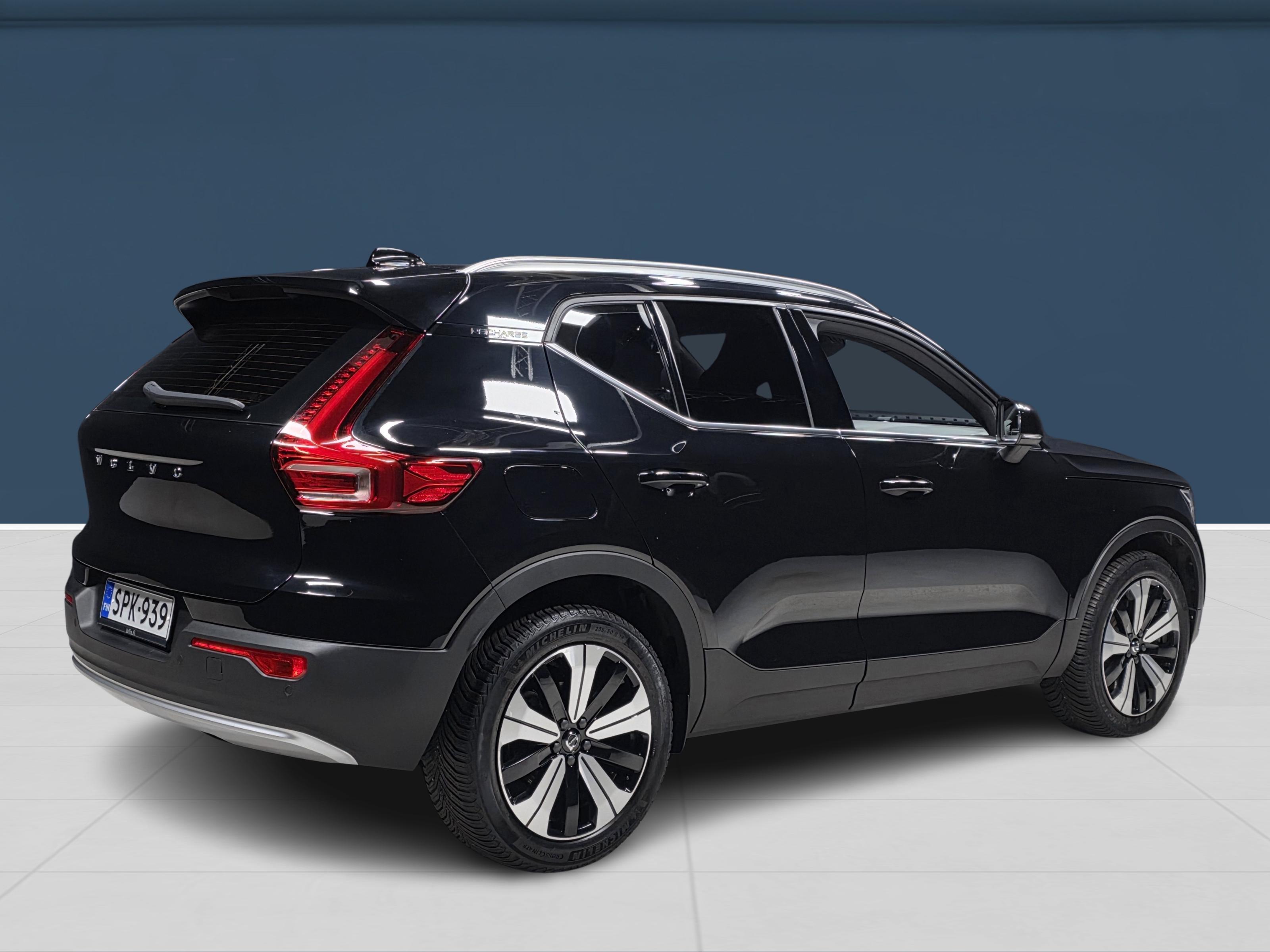 Volvo XC40 4