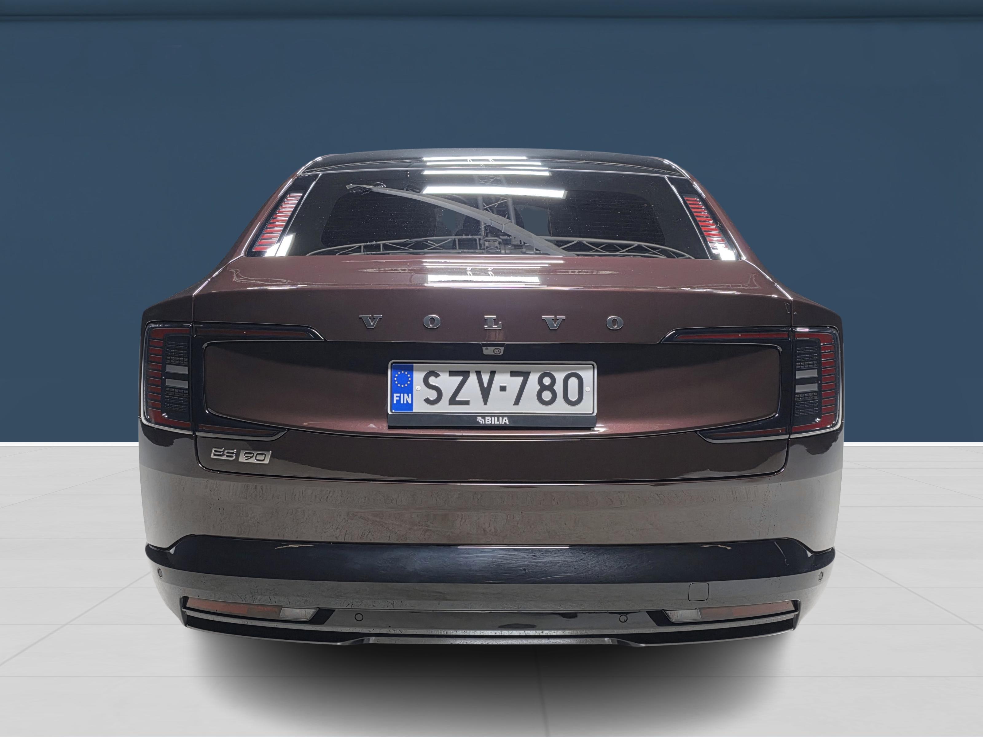 Volvo ES90 5