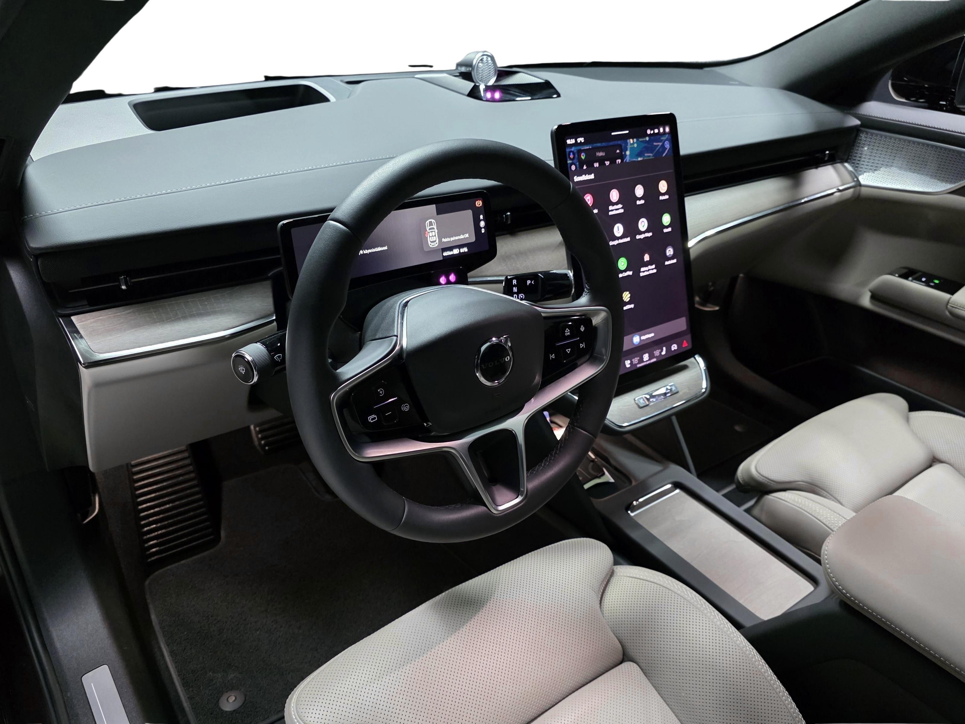 Volvo ES90 8