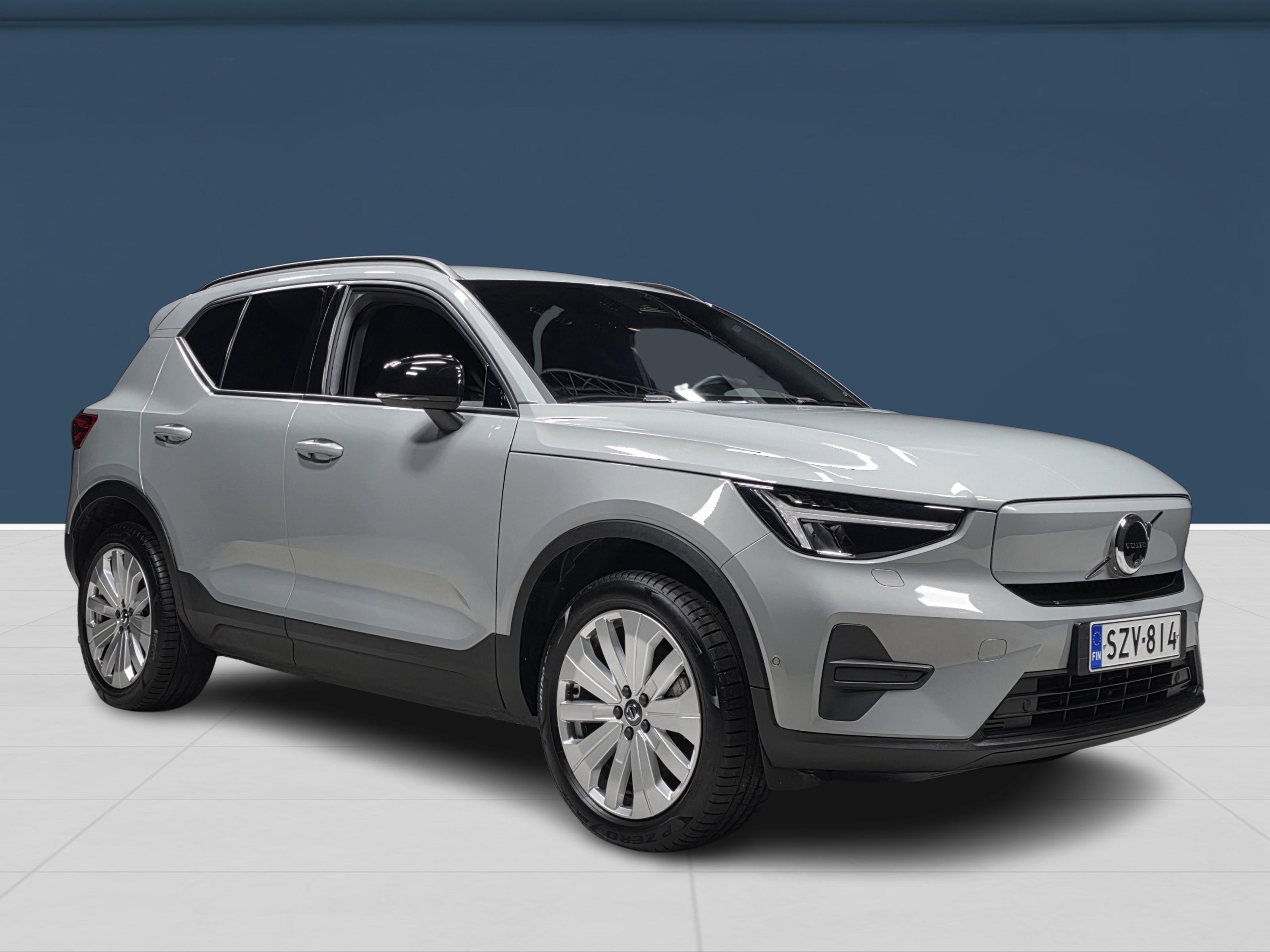Volvo EX40 3