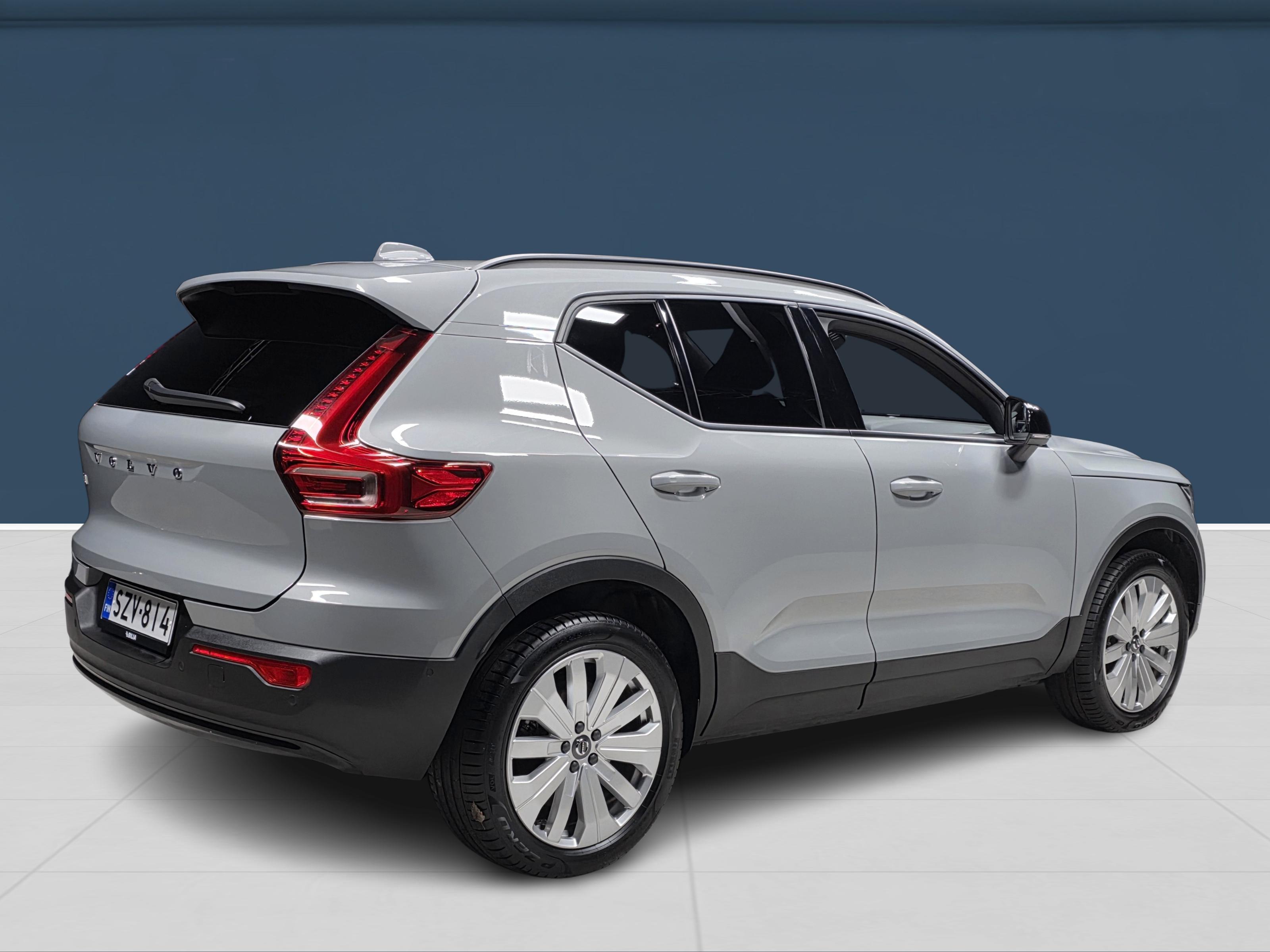 Volvo EX40 4