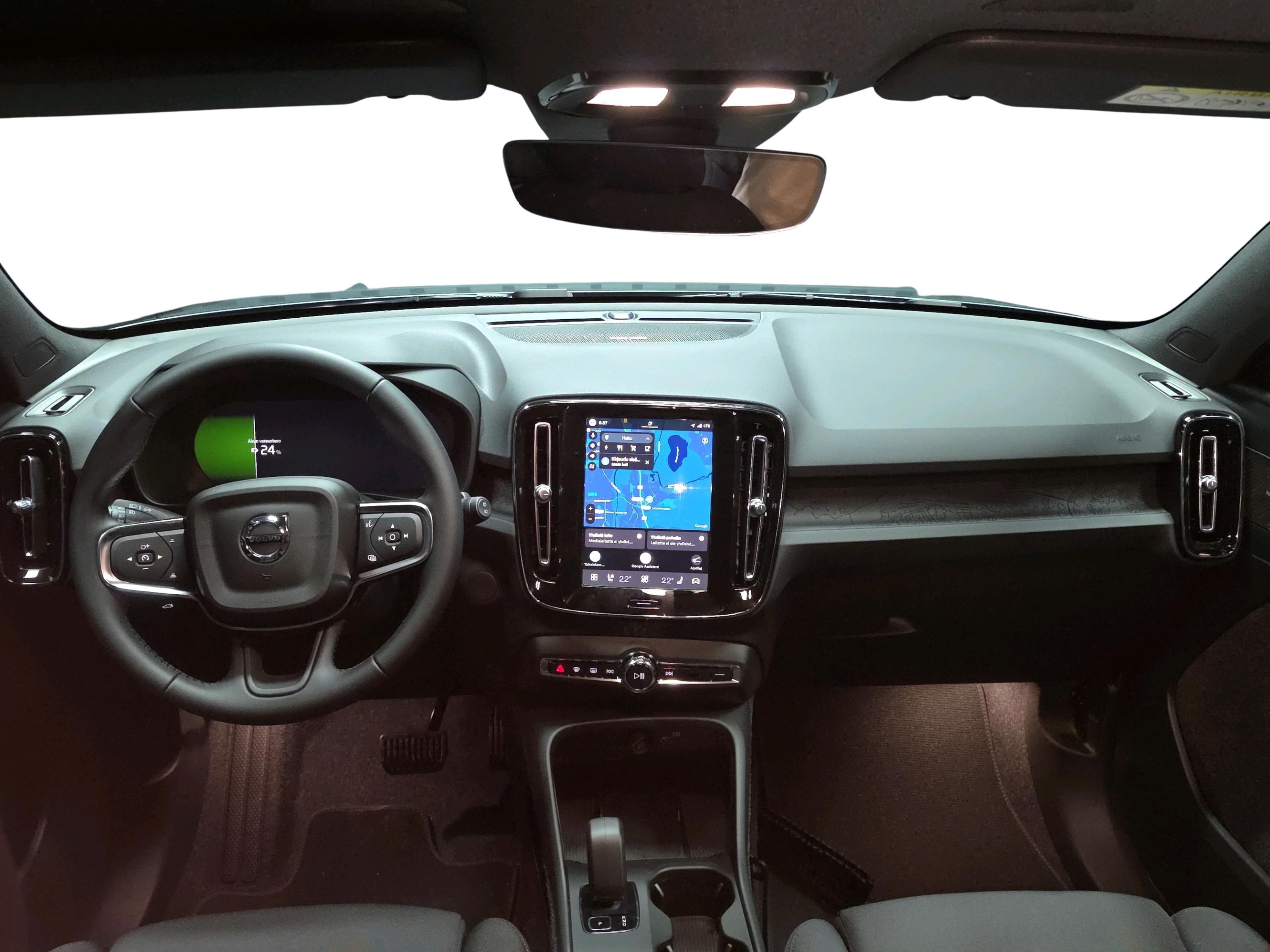 Volvo EX40 10