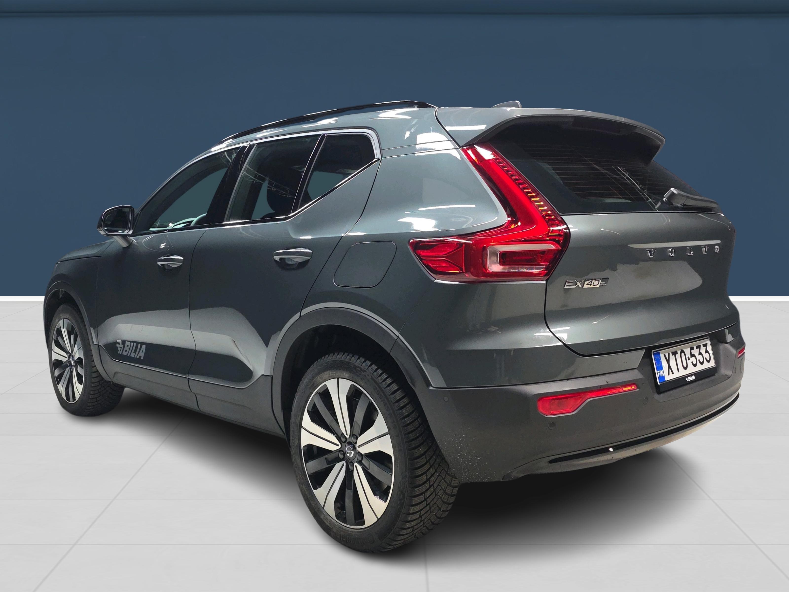 Volvo EX40 6