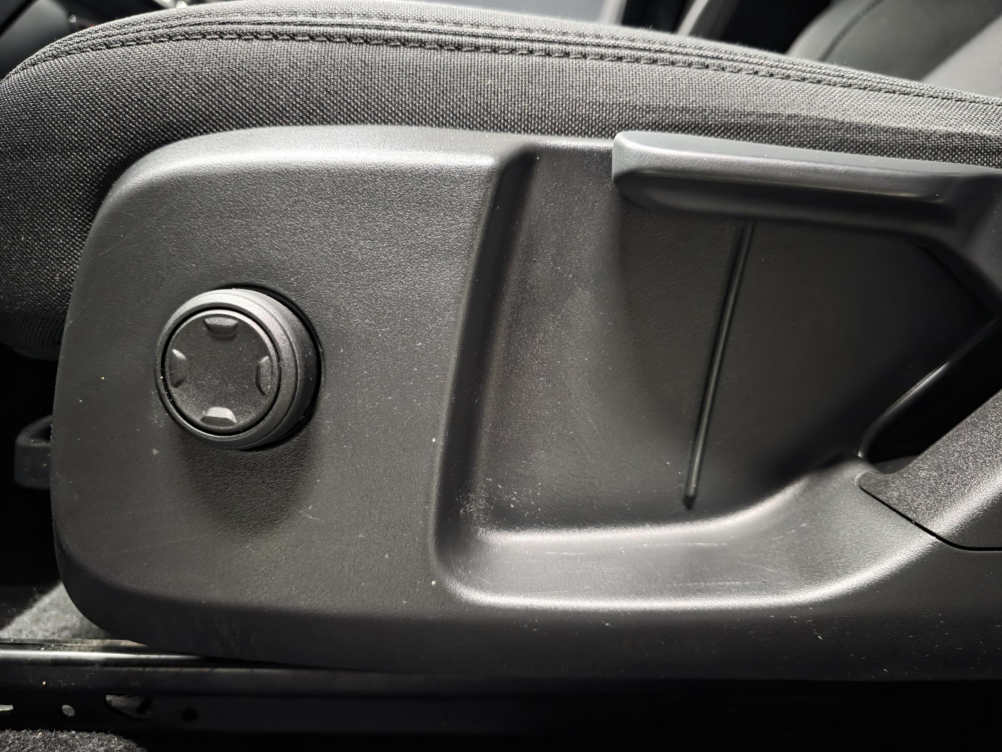 Volvo XC40 16
