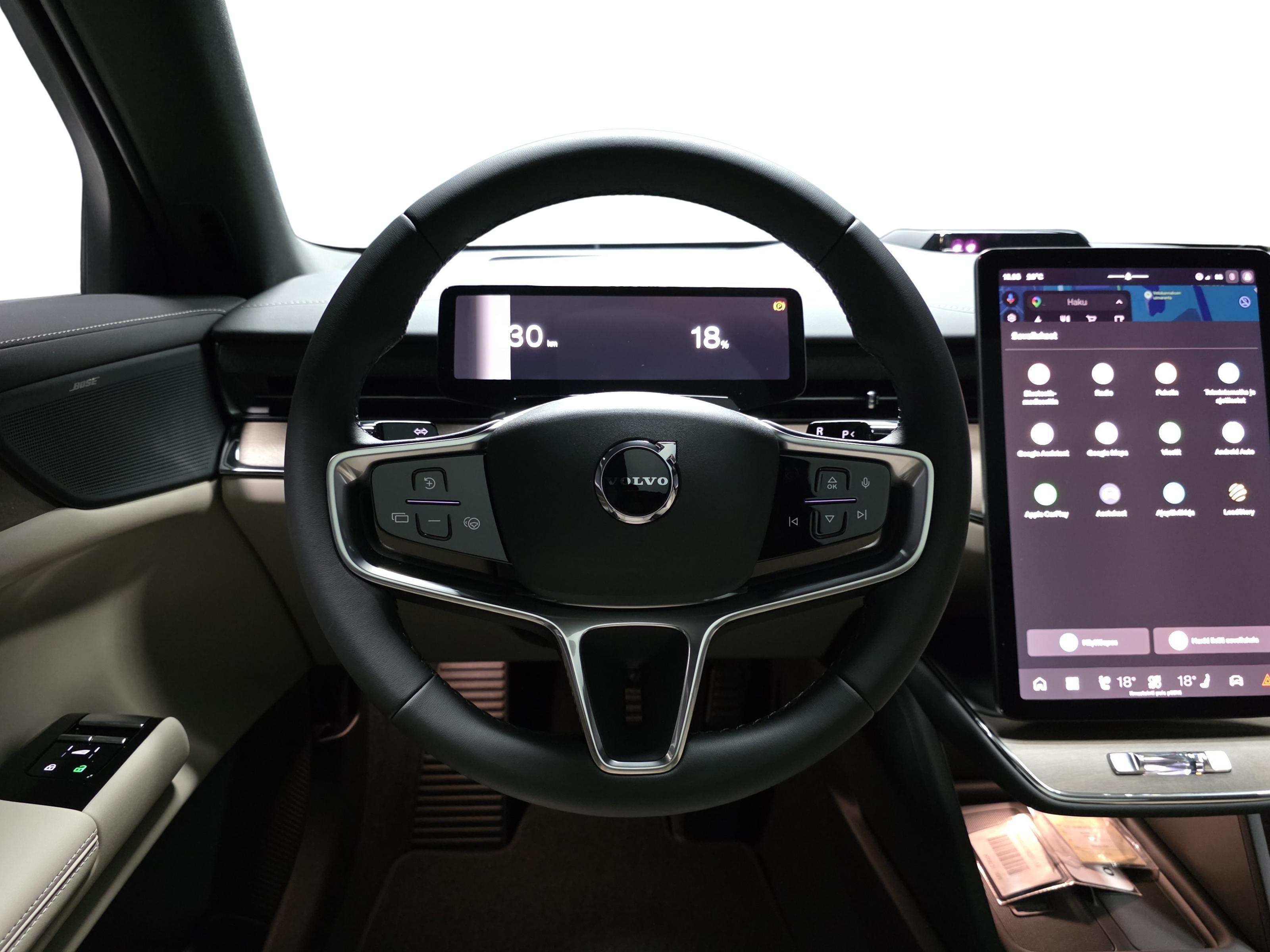 Volvo ES90 10