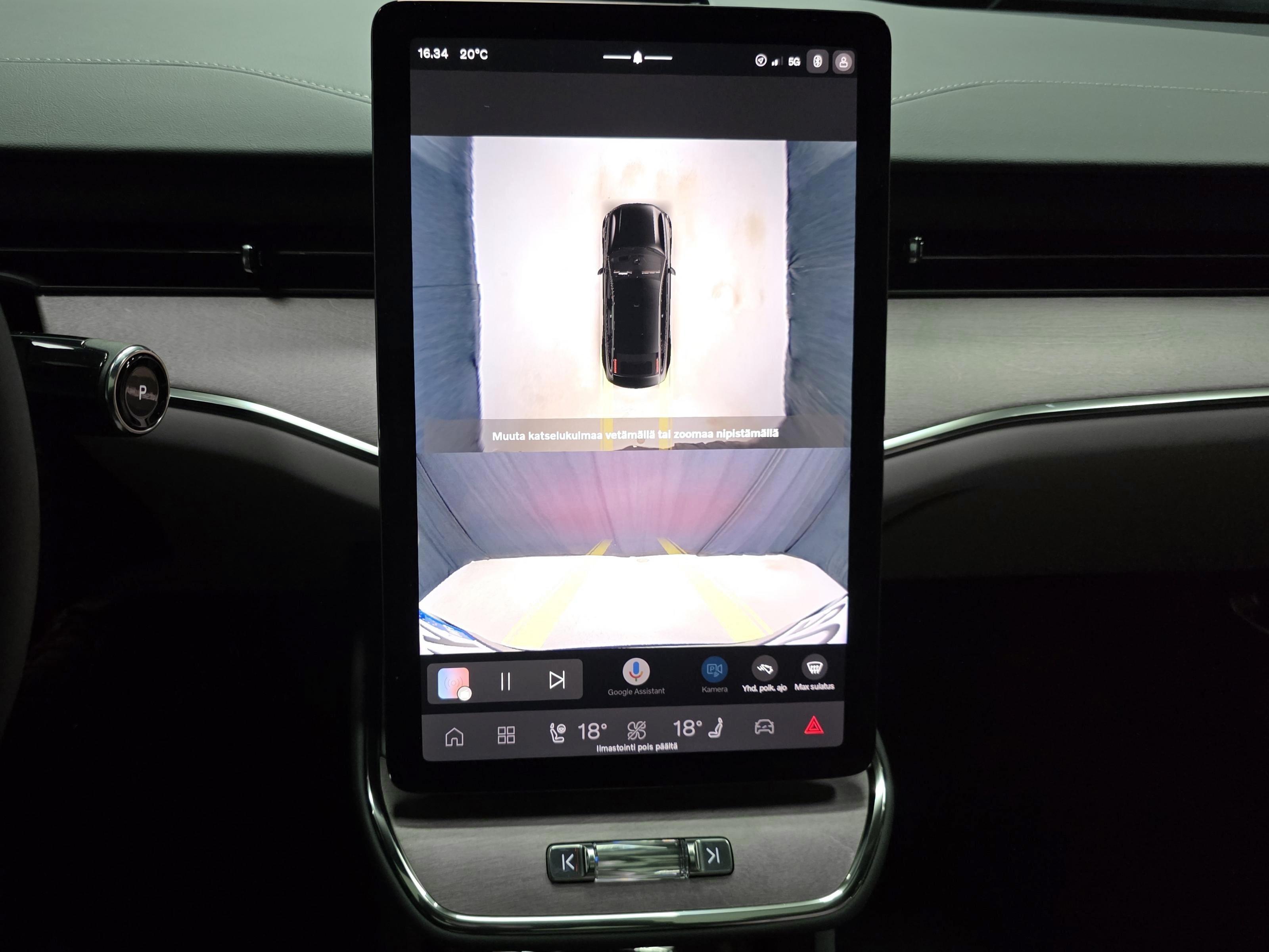 Volvo ES90 13