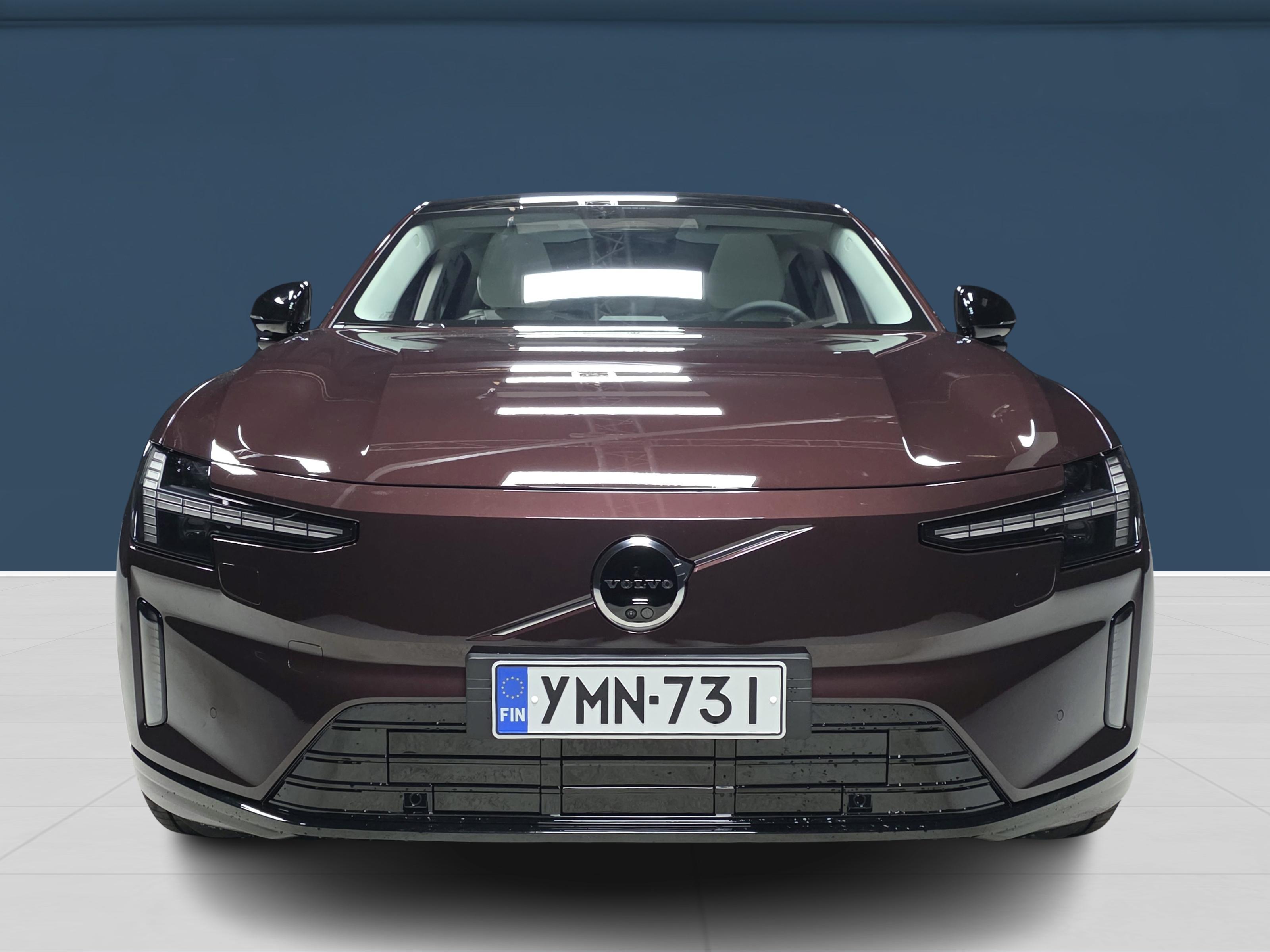 Volvo ES90 2