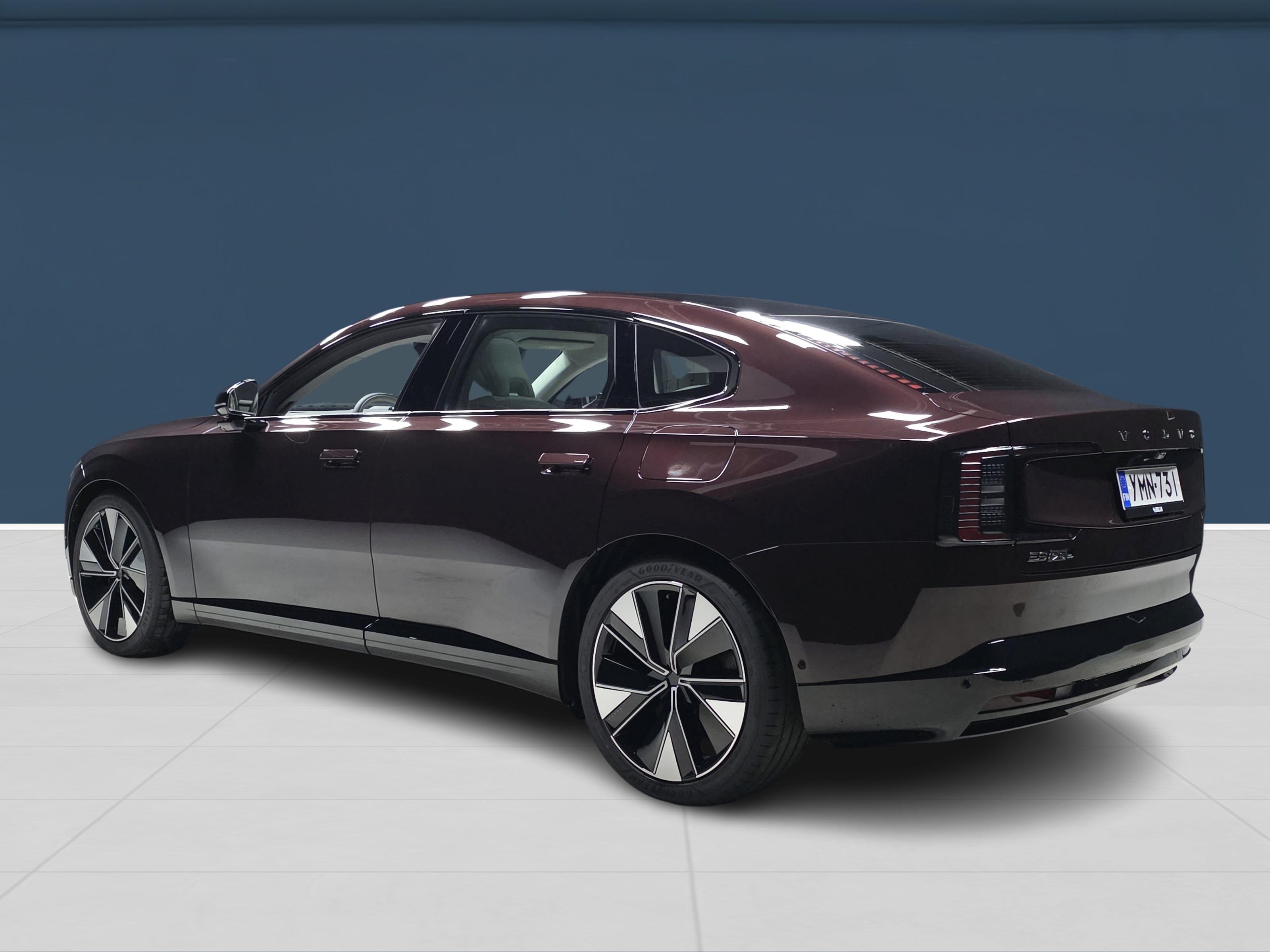 Volvo ES90 6