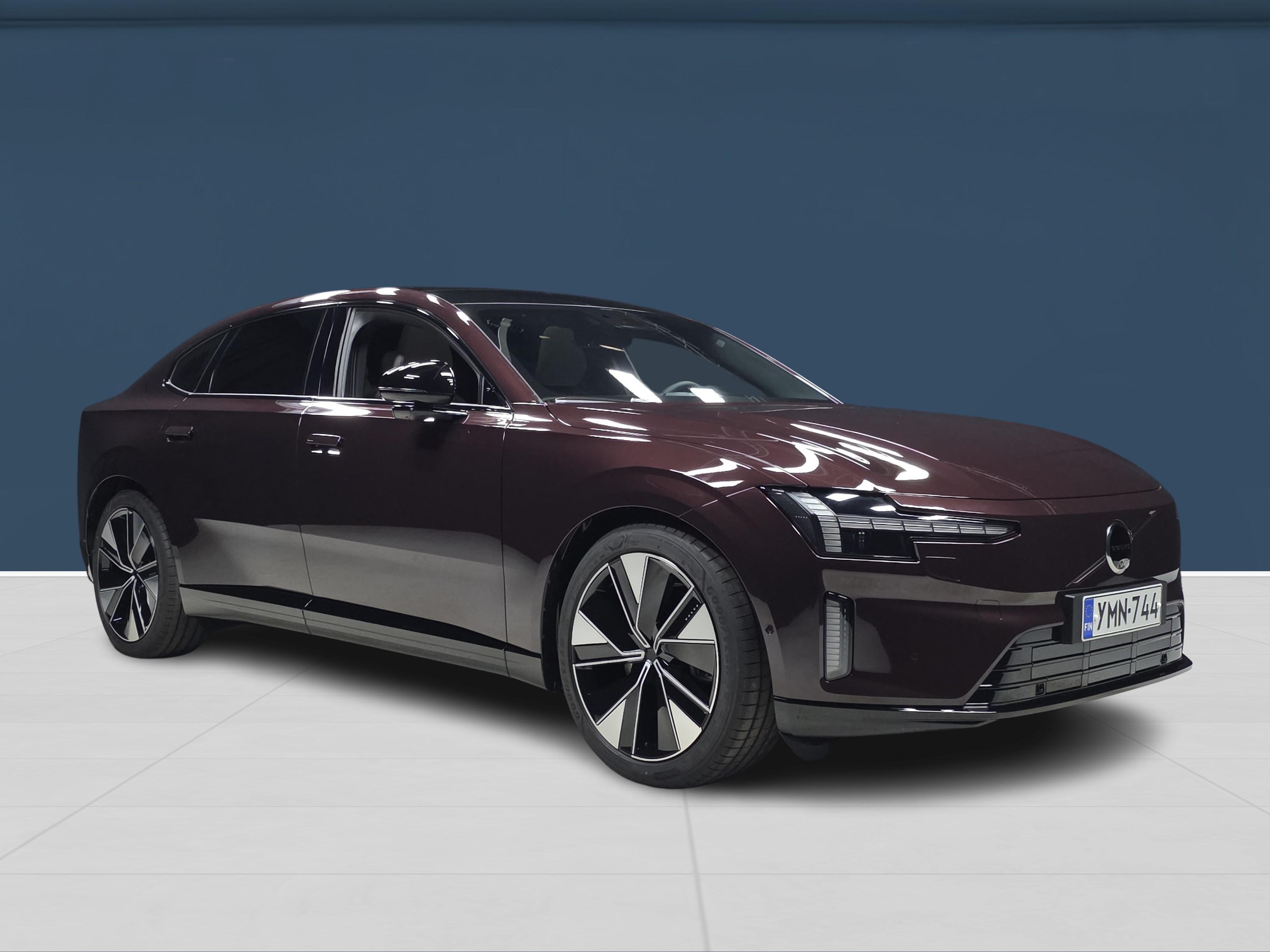 Volvo ES90 3