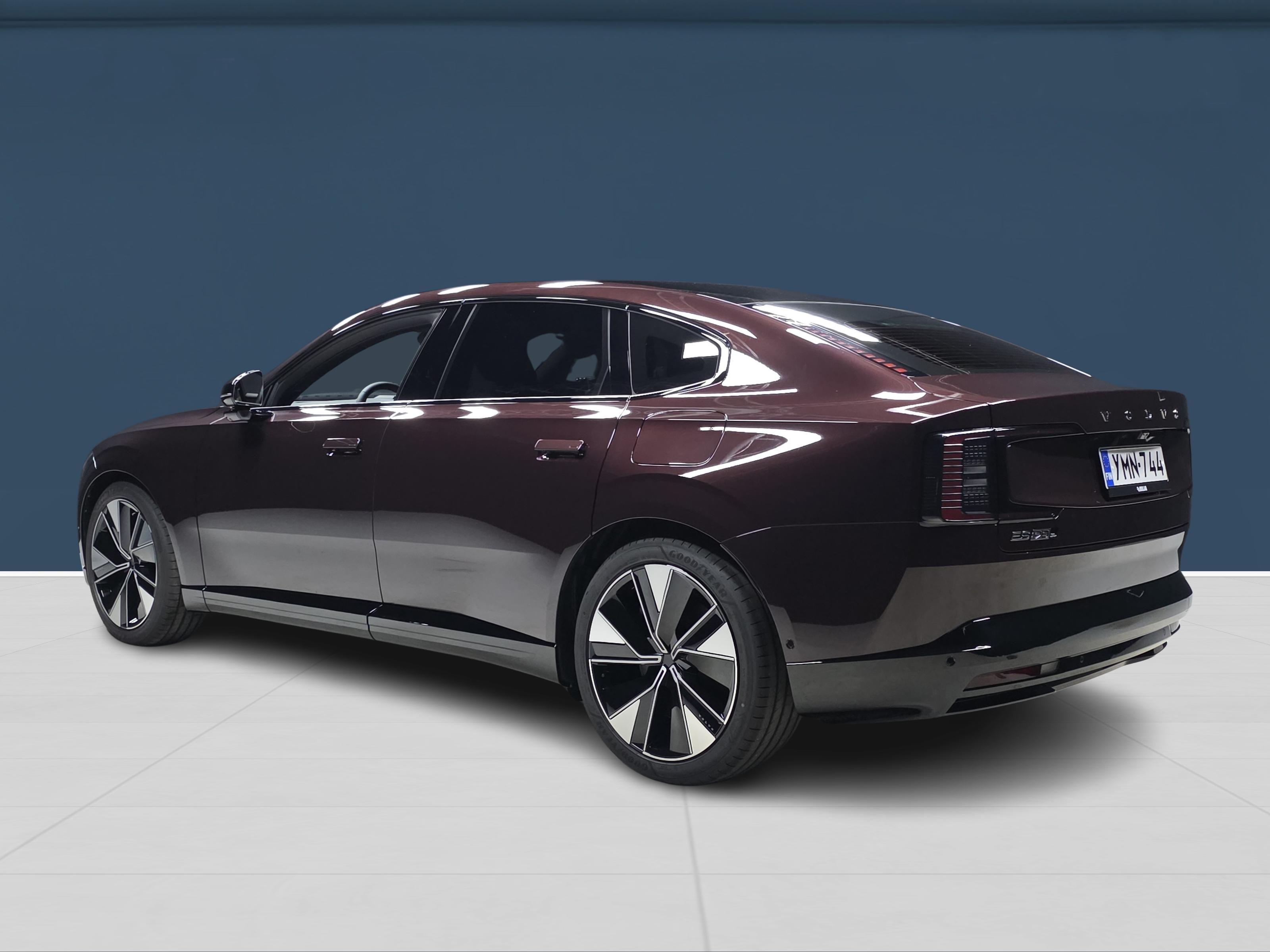 Volvo ES90 6