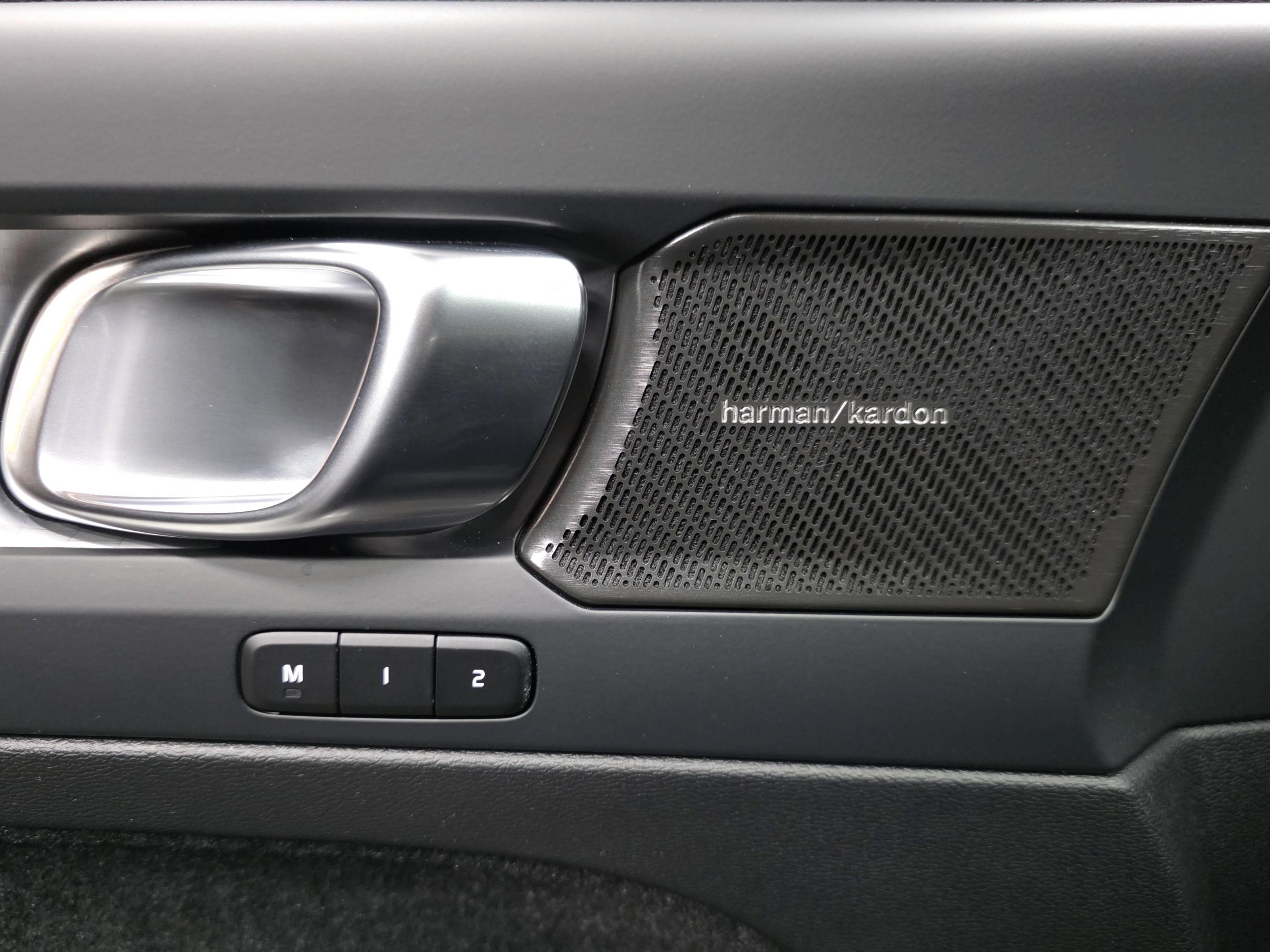Volvo XC40 14