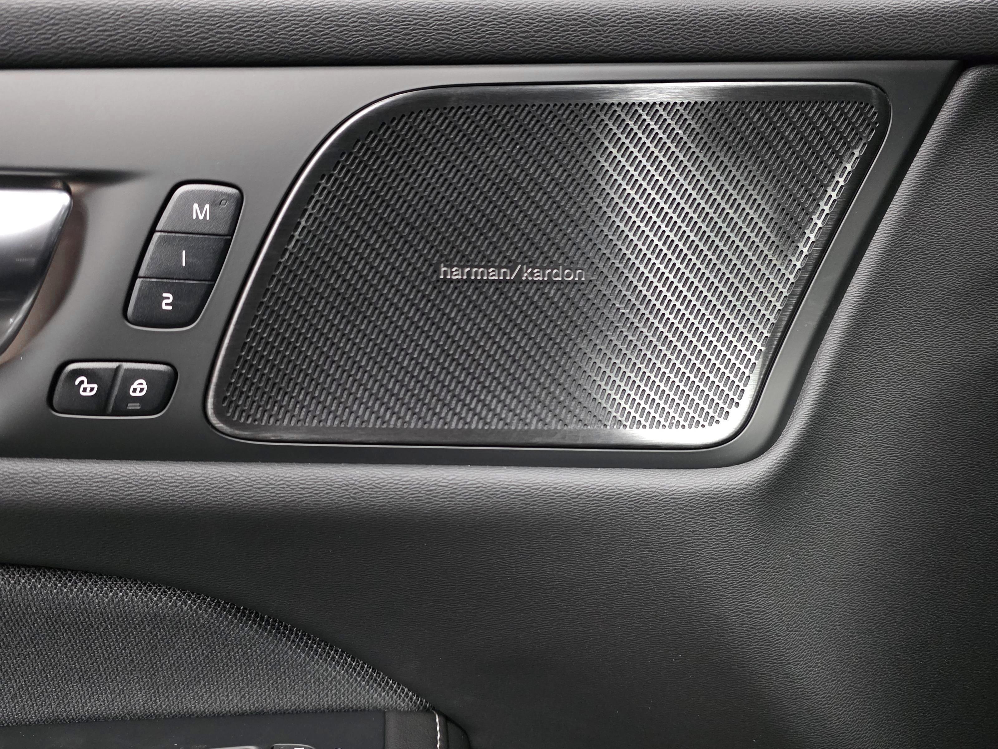 Volvo V60 14