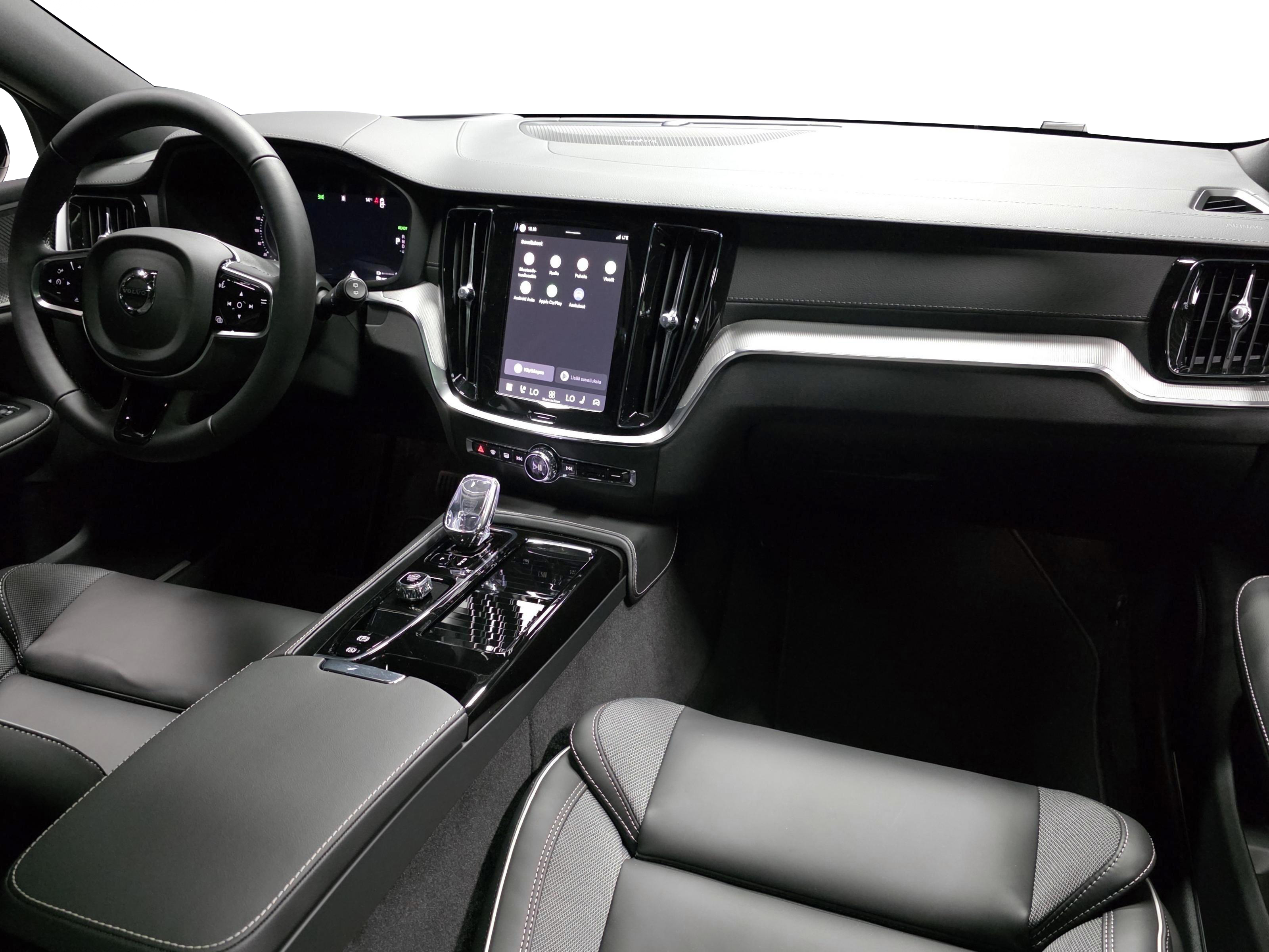 Volvo V60 17