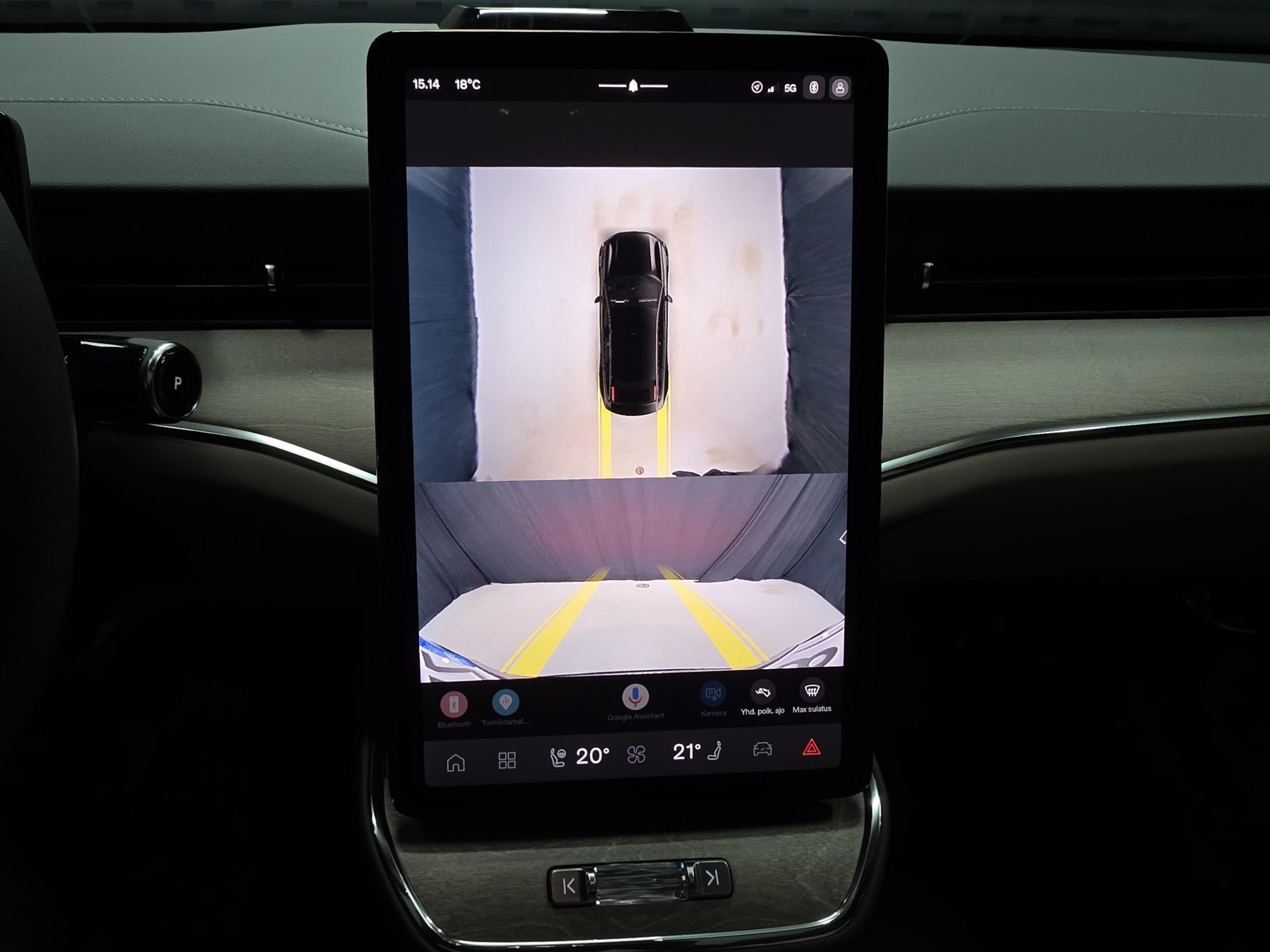 Volvo ES90 13