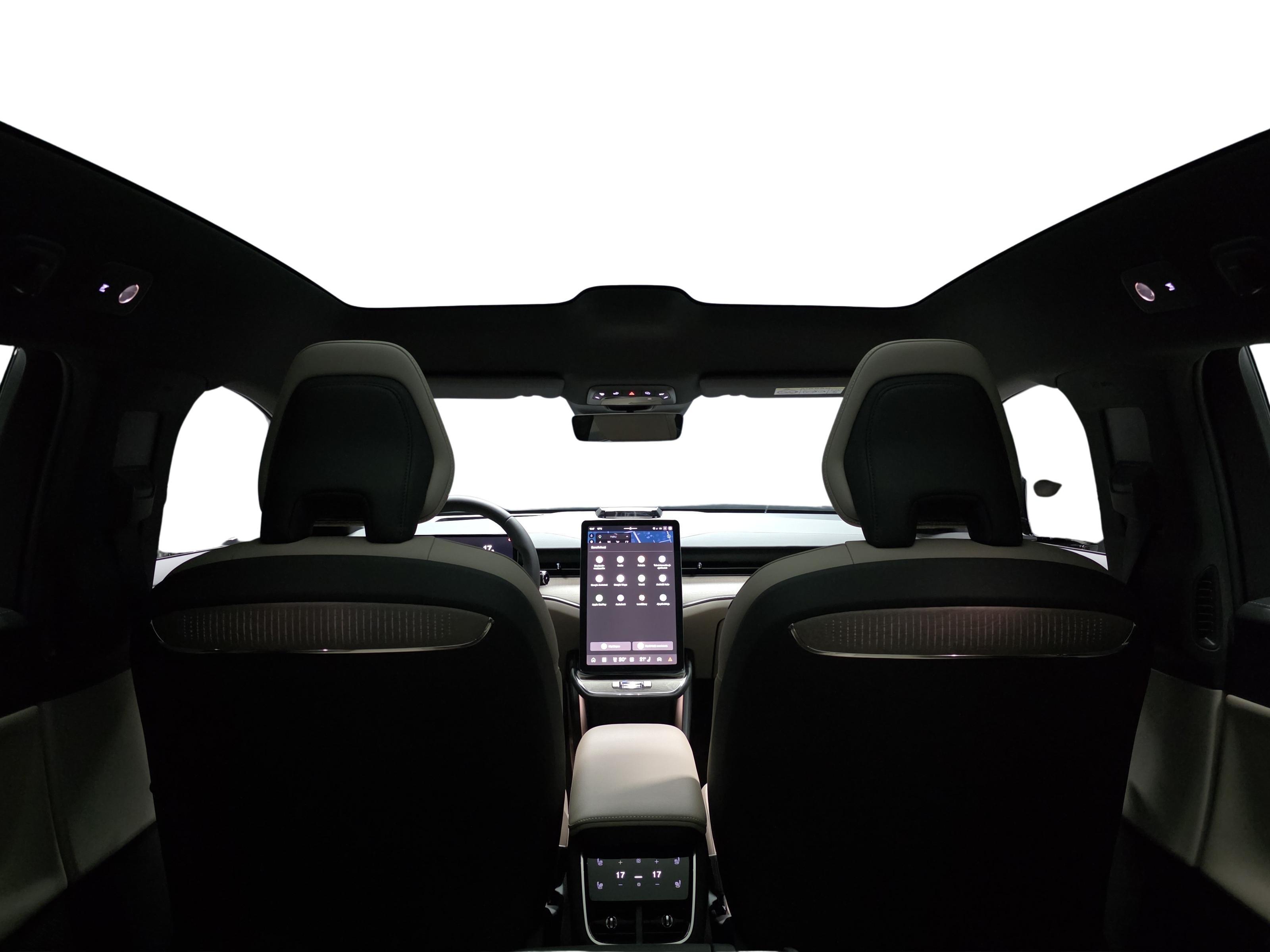 Volvo ES90 16