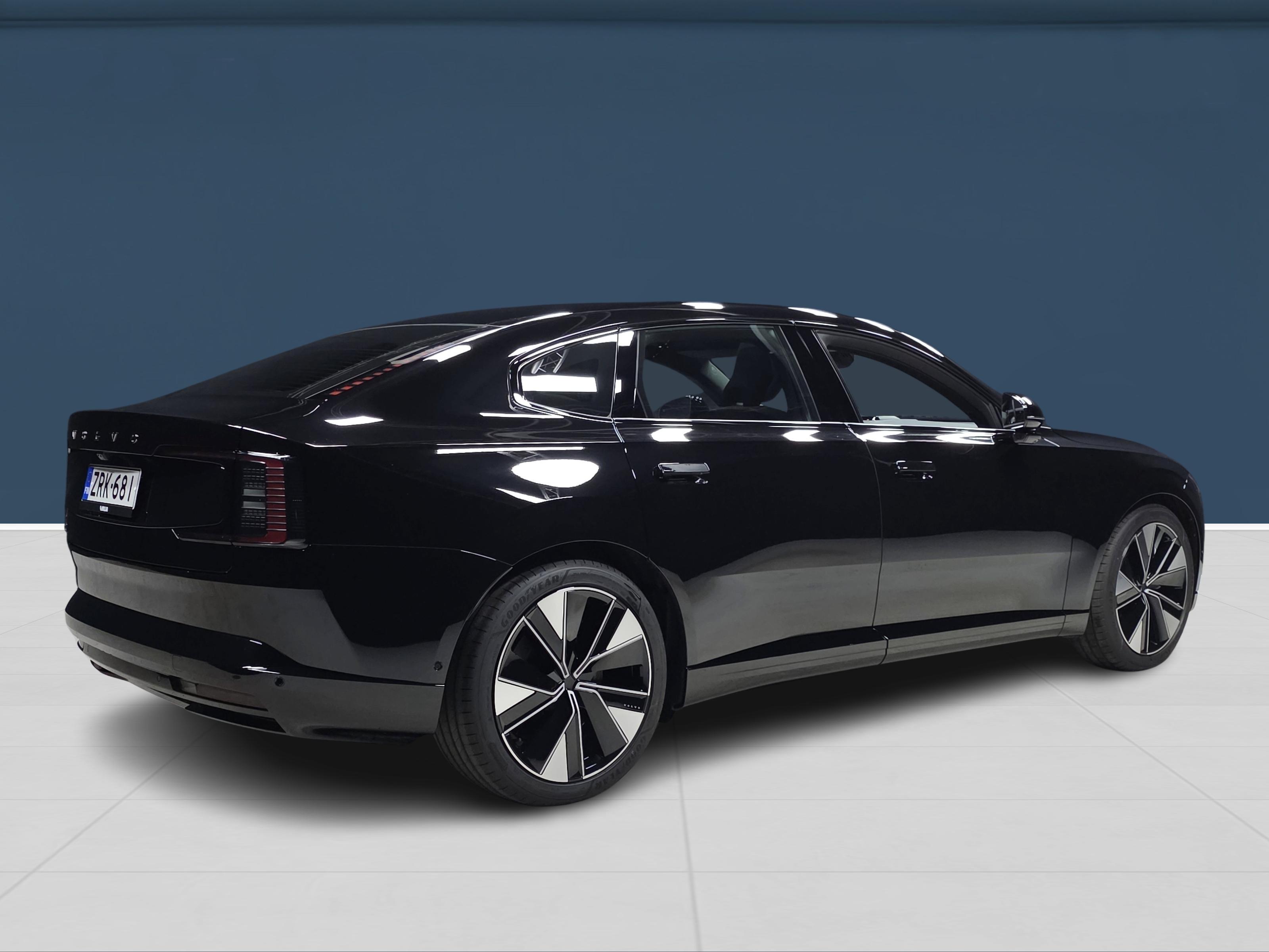 Volvo ES90 4