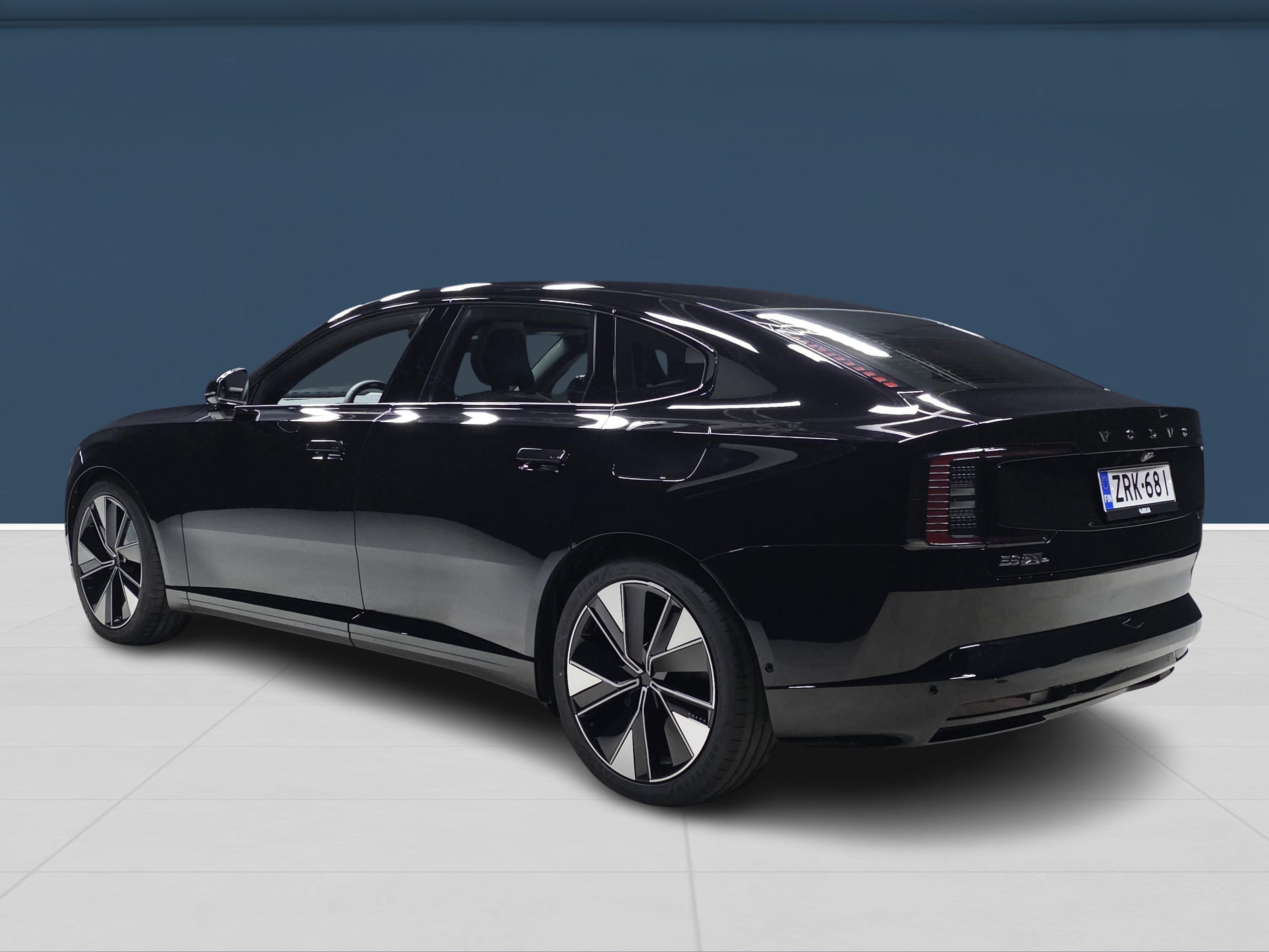 Volvo ES90 6