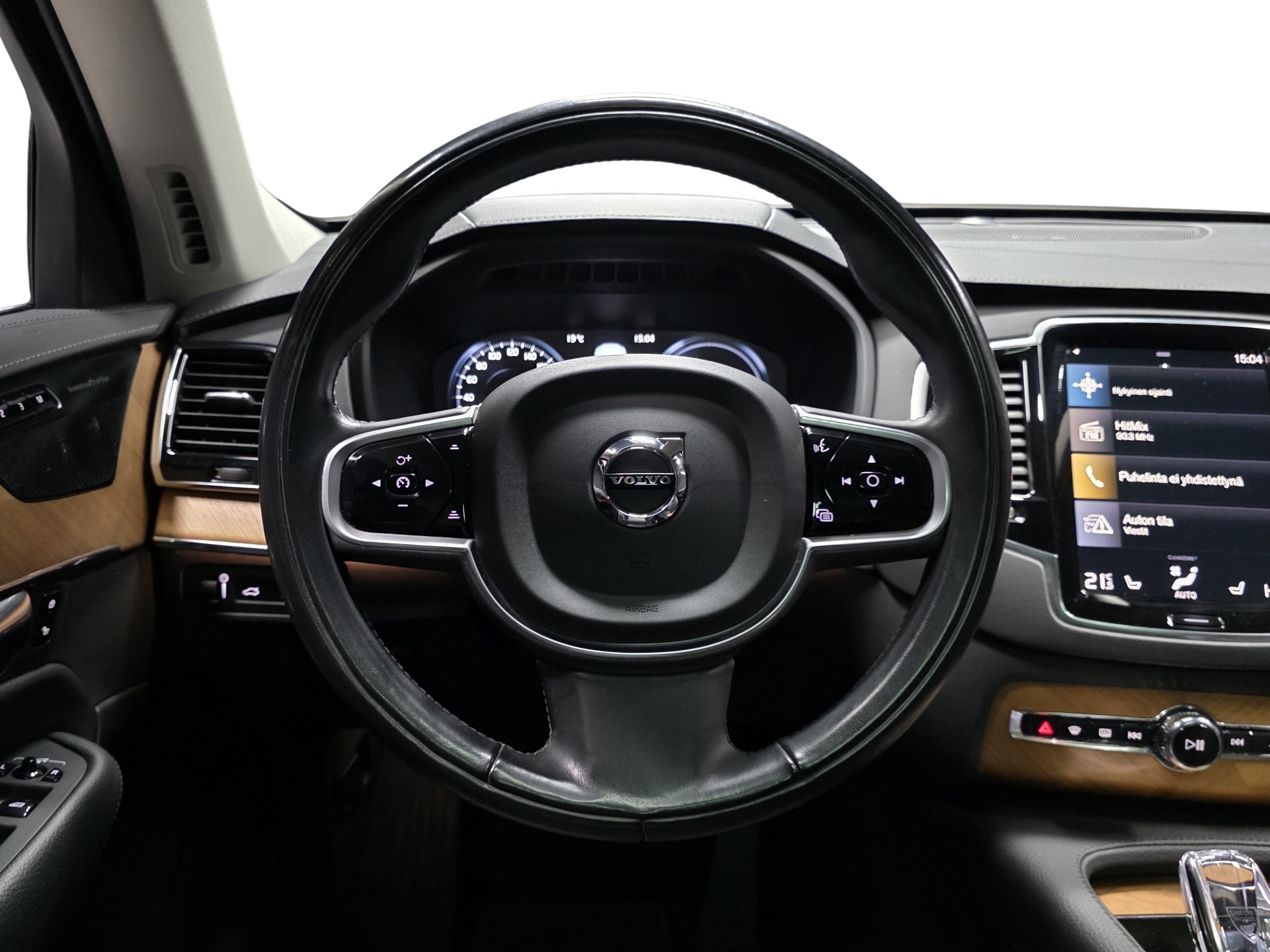 Volvo XC90 10
